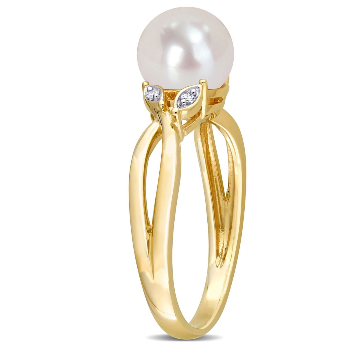 Freshwater Cultured Pearl and 1/10 ct. t.w. Diamond Solitaire Ring in 10K Yellow Gold