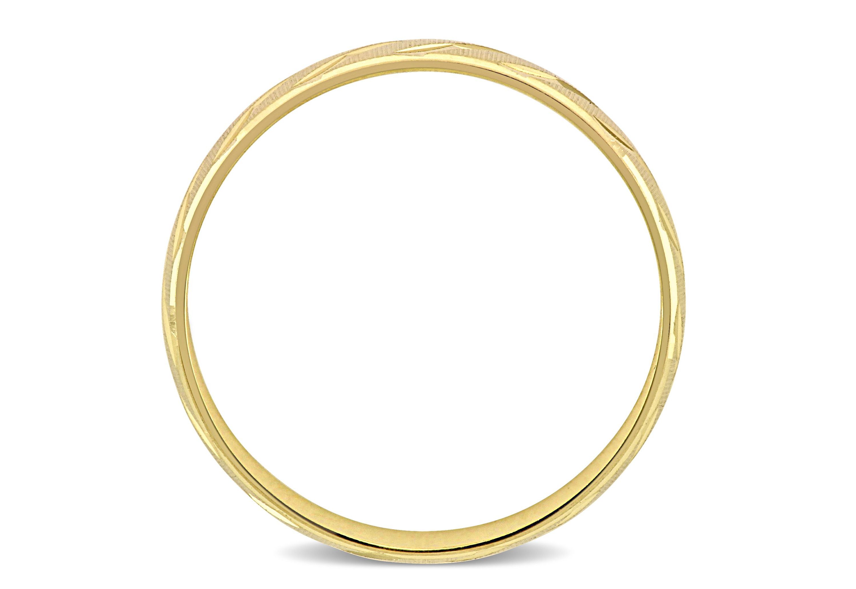 Mens Wedding Band in 10K Yellow Gold