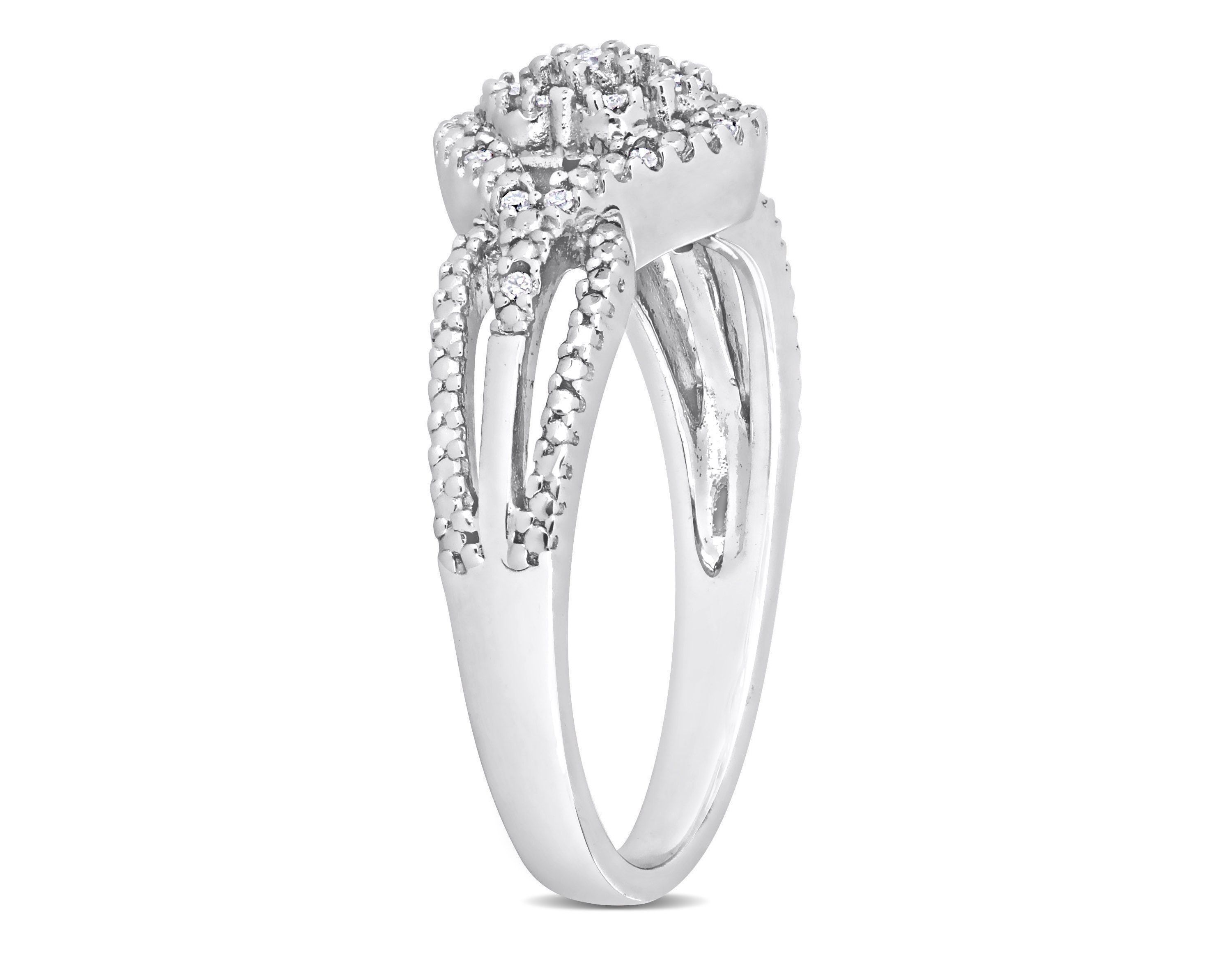 1/10 CT TW Diamond Cluster Ring in Sterling Silver