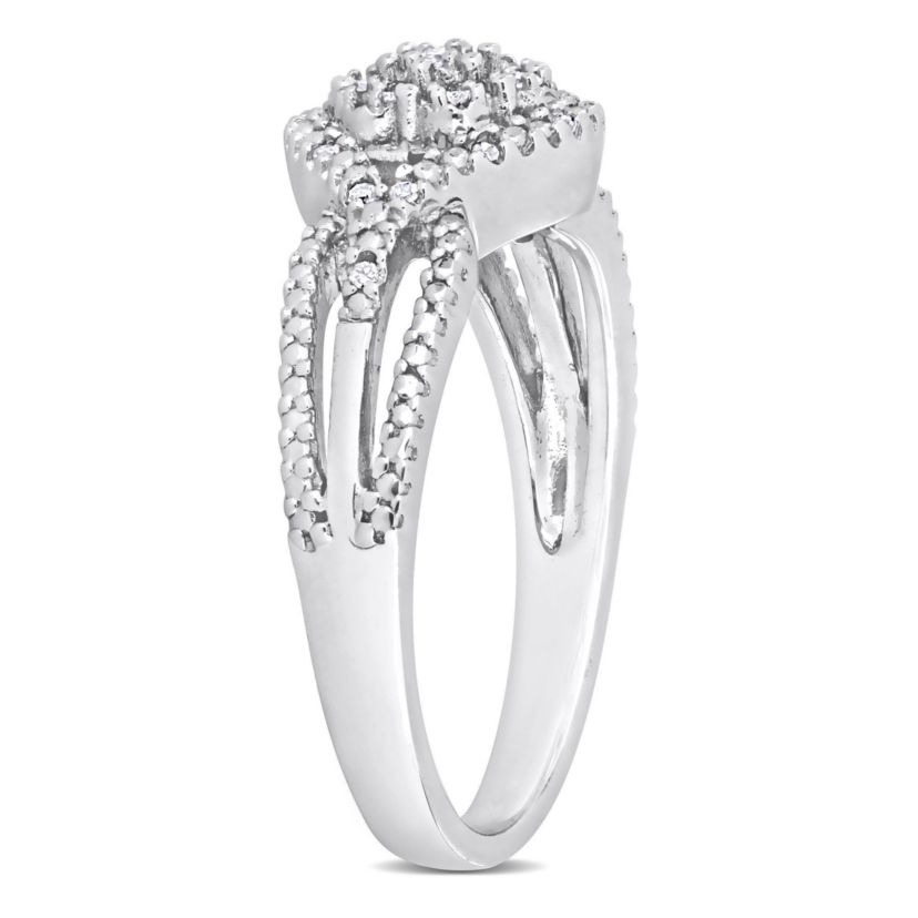 1/10 CT TW Diamond Cluster Ring in Sterling Silver
