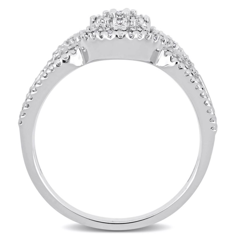 1/10 CT TW Diamond Cluster Ring in Sterling Silver