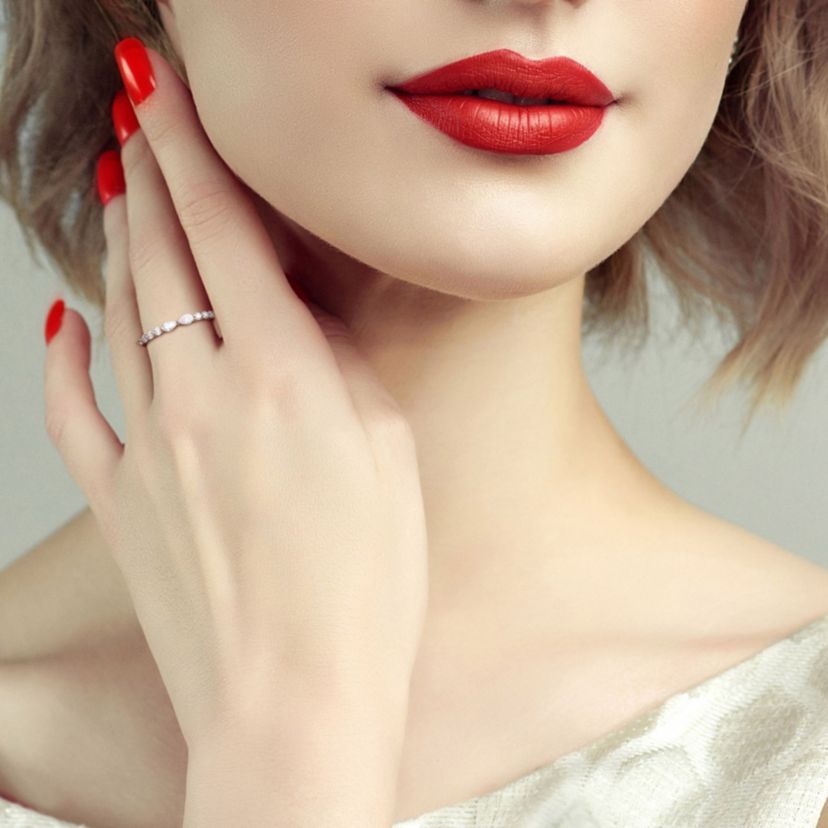 5/8 CT TGW Lab Created Diamond Band in Platinum Plated Sterling Silver