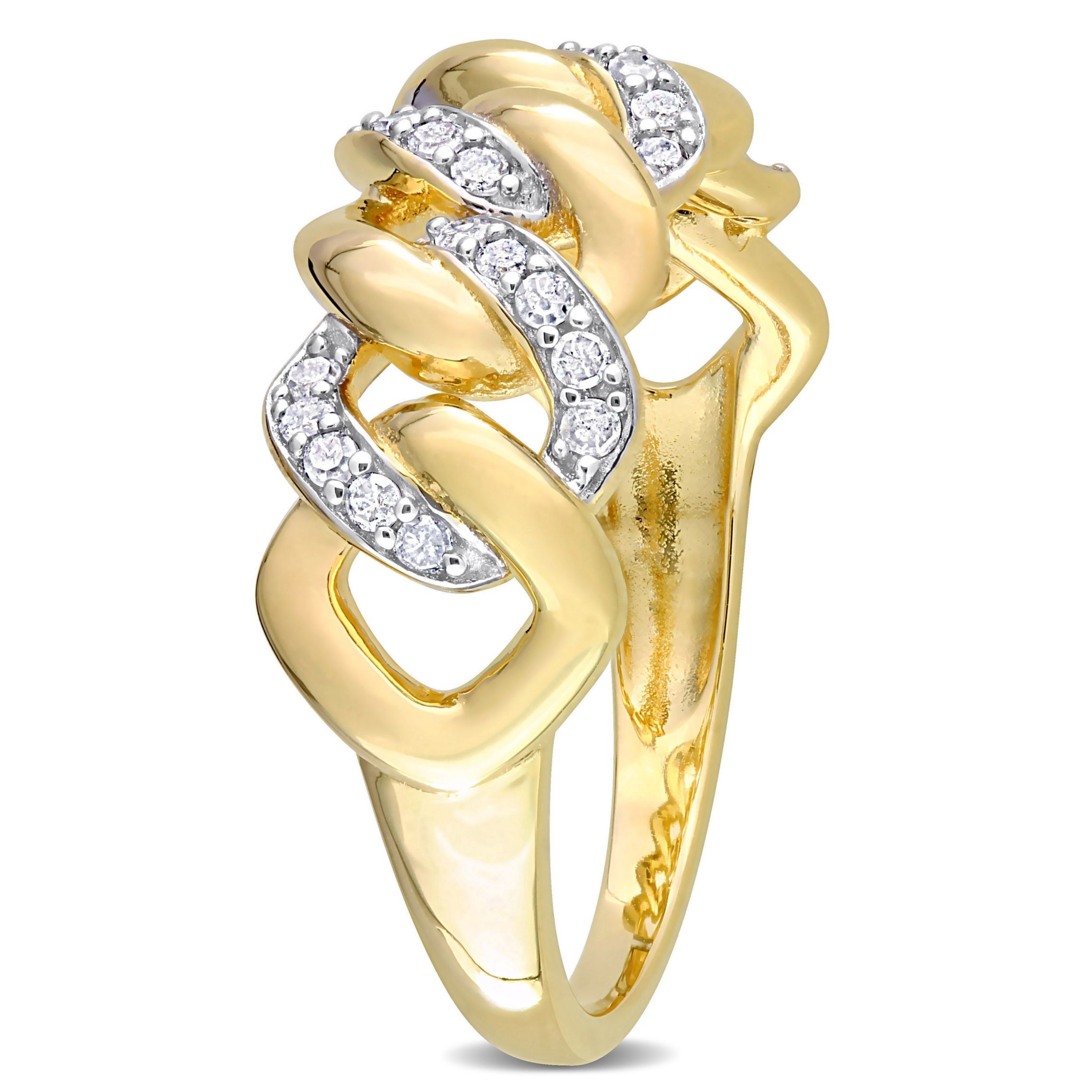 1/4 CT TW Diamond Interlocking Link Ring in Yellow Plated Sterling Silver