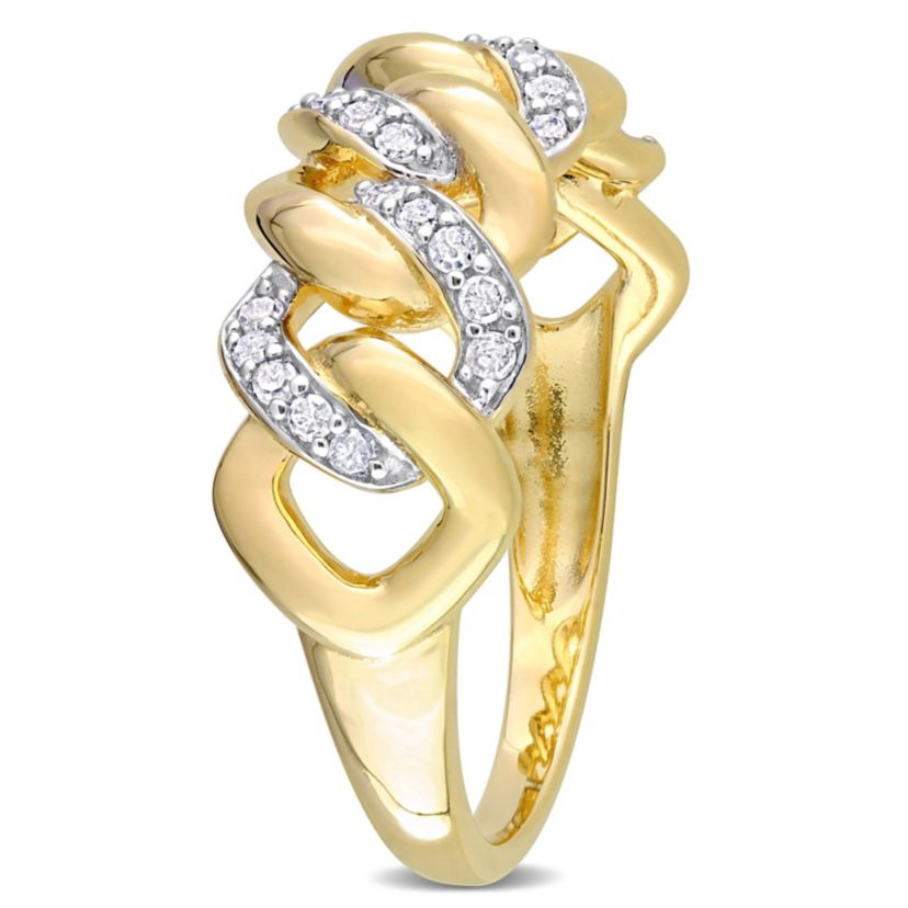 1/4 CT TW Diamond Interlocking Link Ring in Yellow Plated Sterling Silver