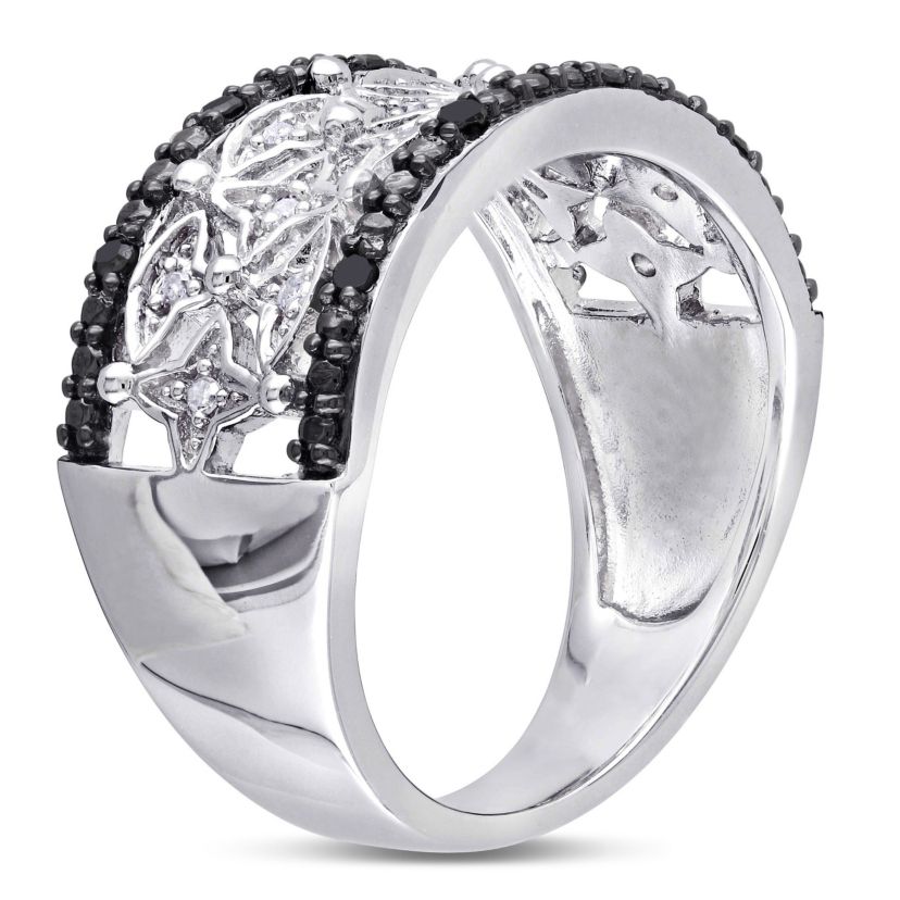 1/7 CT TW Black and White Diamond Vintage Ring in Sterling Silver with Black Rhodium