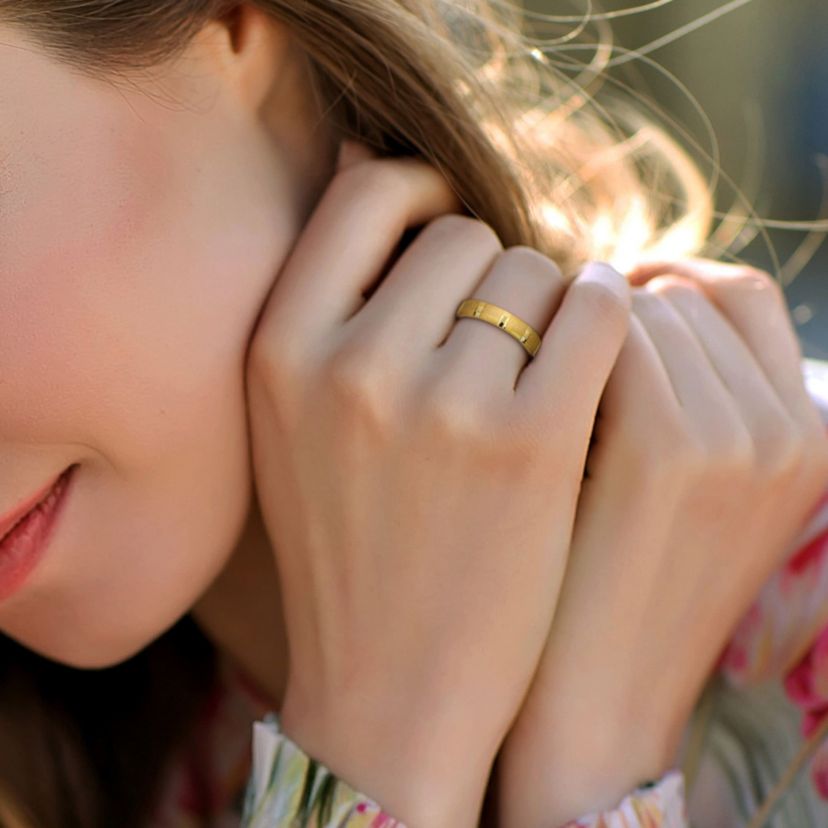 4MM Brushed and Polished Finish Wedding Band in 14K Yellow Gold