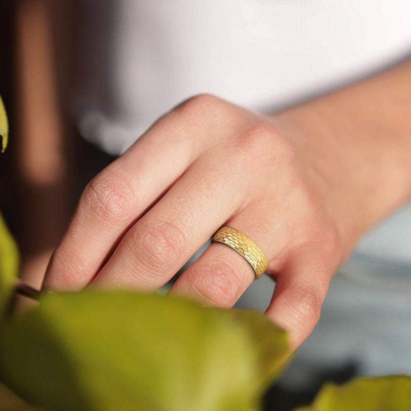6MM Geometric Pattern Wedding Band in 14K Yellow Gold