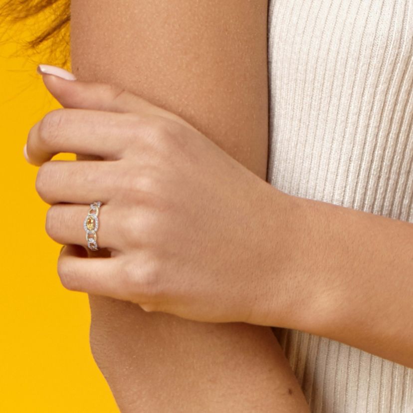 Citrine and 1/8 ct. t.w. Diamond Mini Oval Link Ring in 10K Yellow Gold