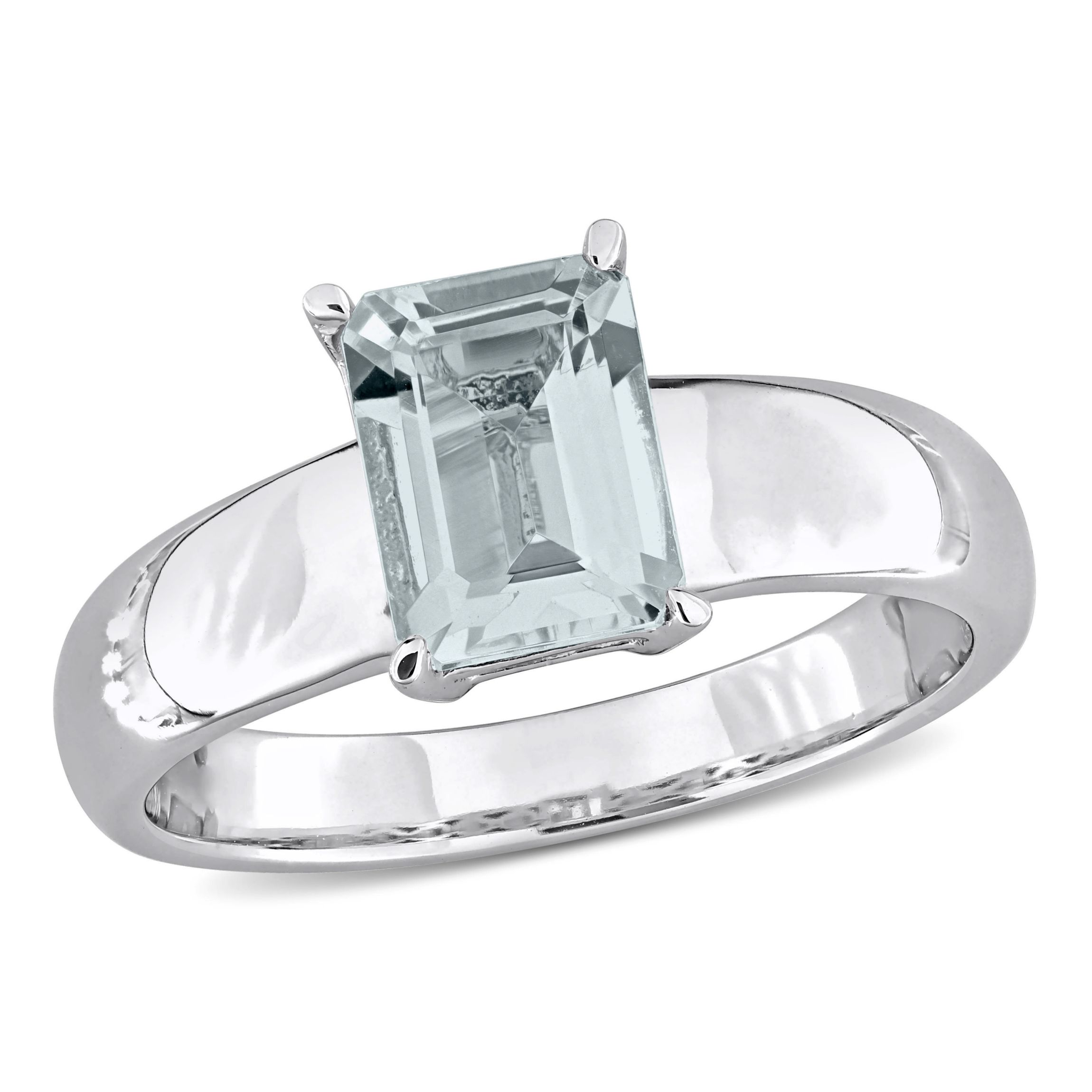 Aquamarine Solitaire Ring in 14K White Gold