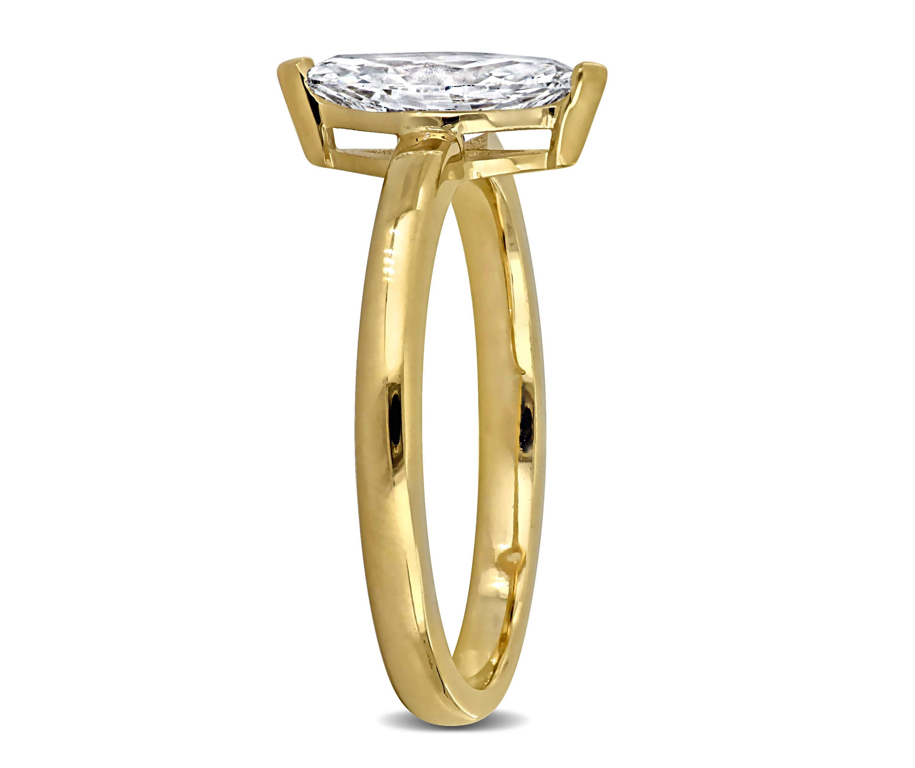 Lab Created Diamond Engagement Ring in 14k Yellow Gold