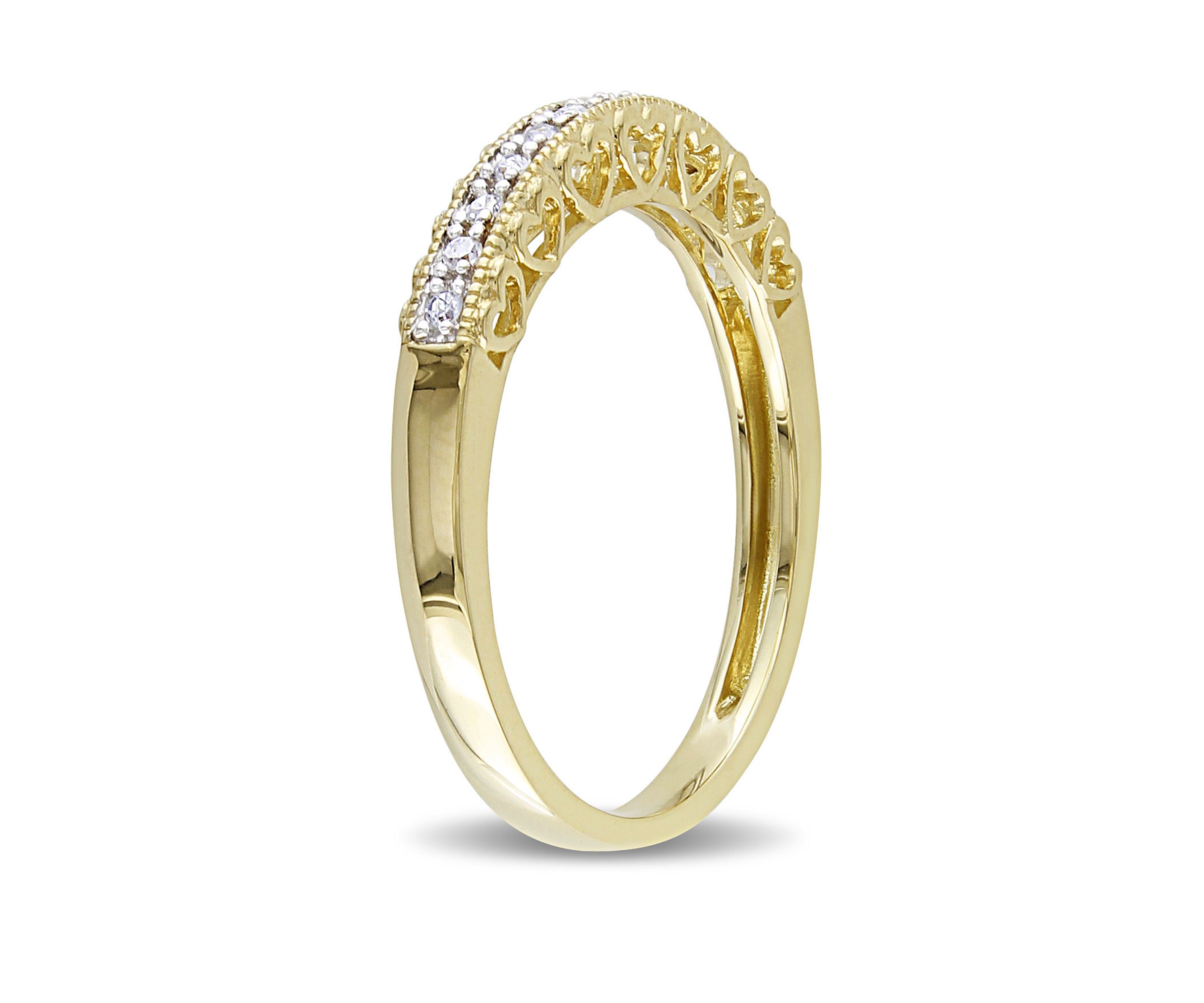 0.08 ct t.w. Diamond Heart Anniversary Band in 10K Yellow Gold