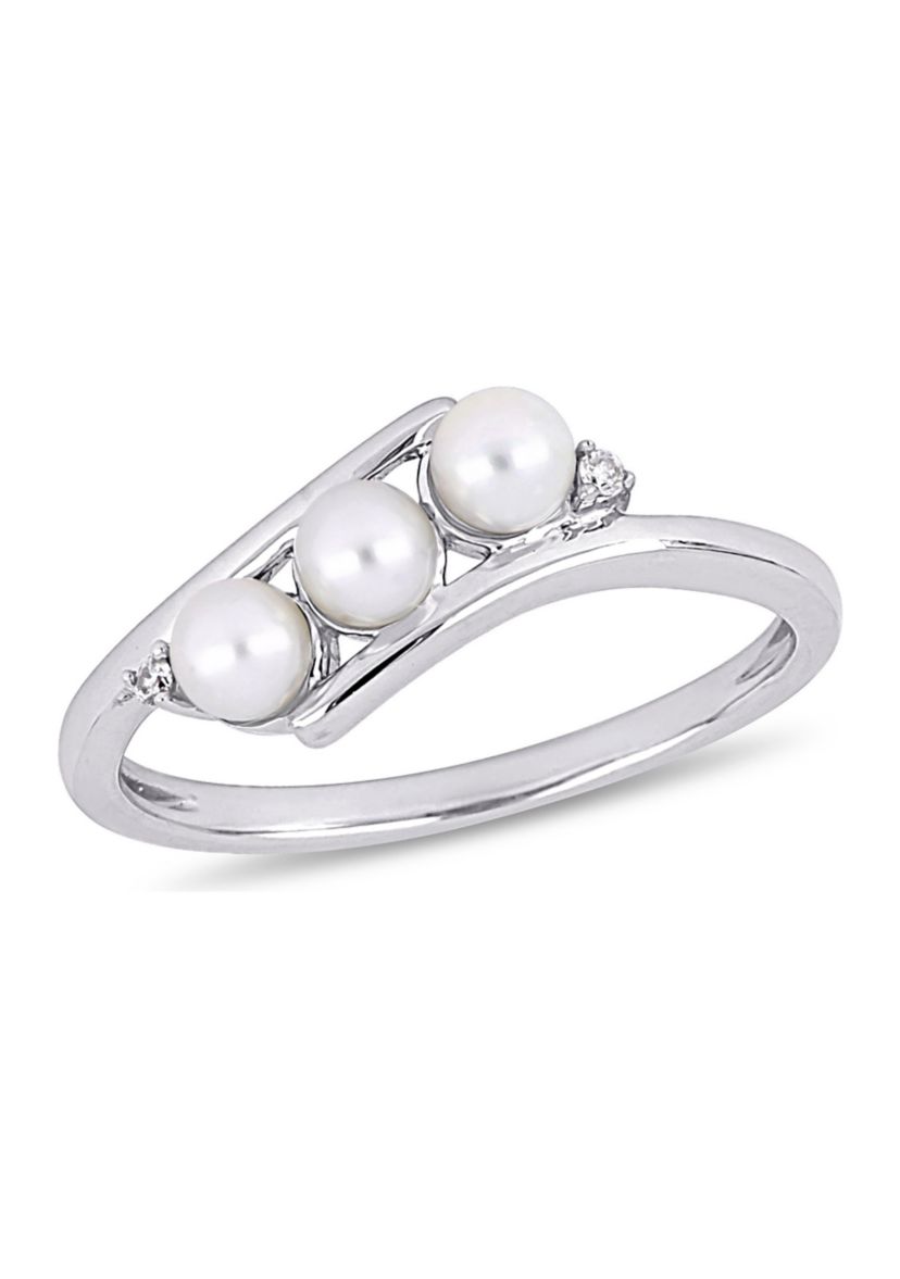 Cultured Freshwater Pearl and Diamond Ring in 10k White Gold