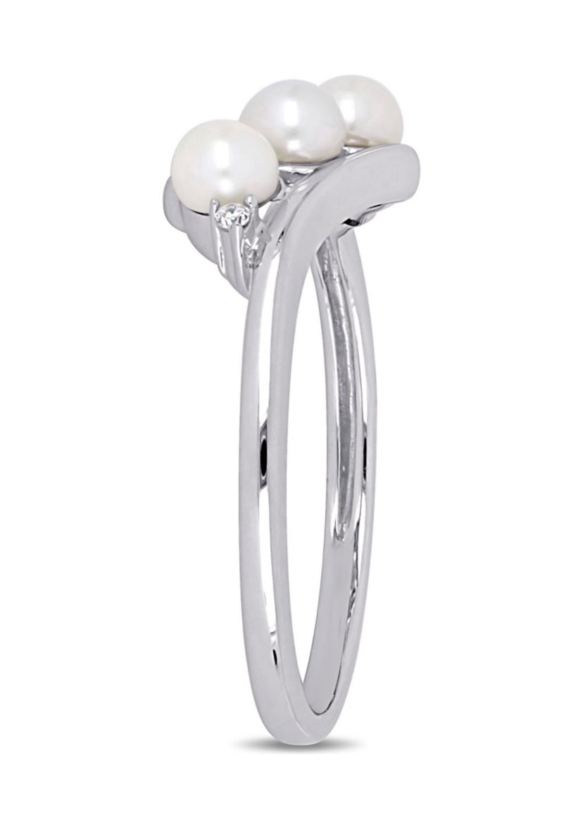 Cultured Freshwater Pearl and Diamond Ring in 10k White Gold