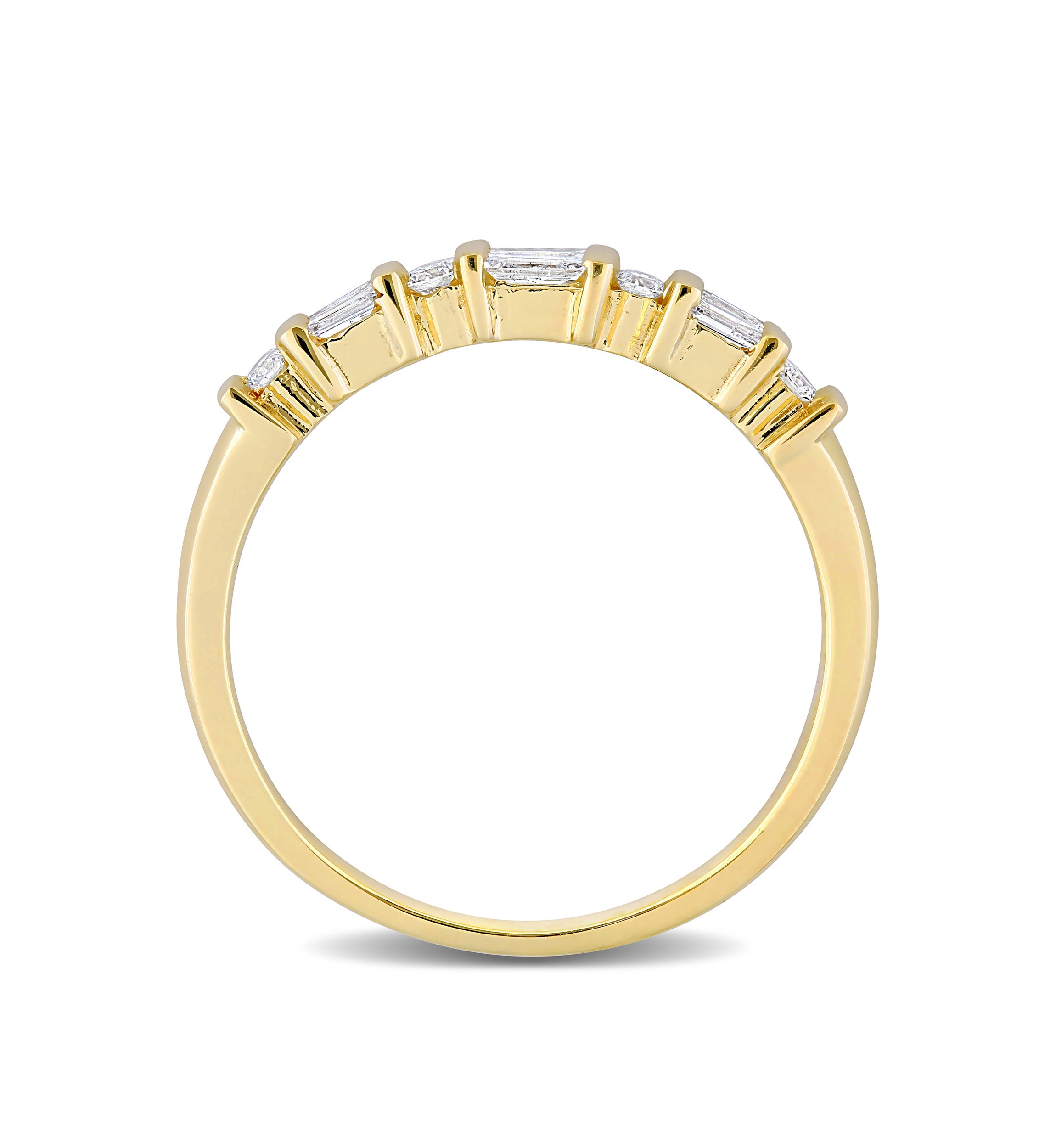 1/4 ct. t.w. Diamond Anniversary Band in 10K Yellow Gold