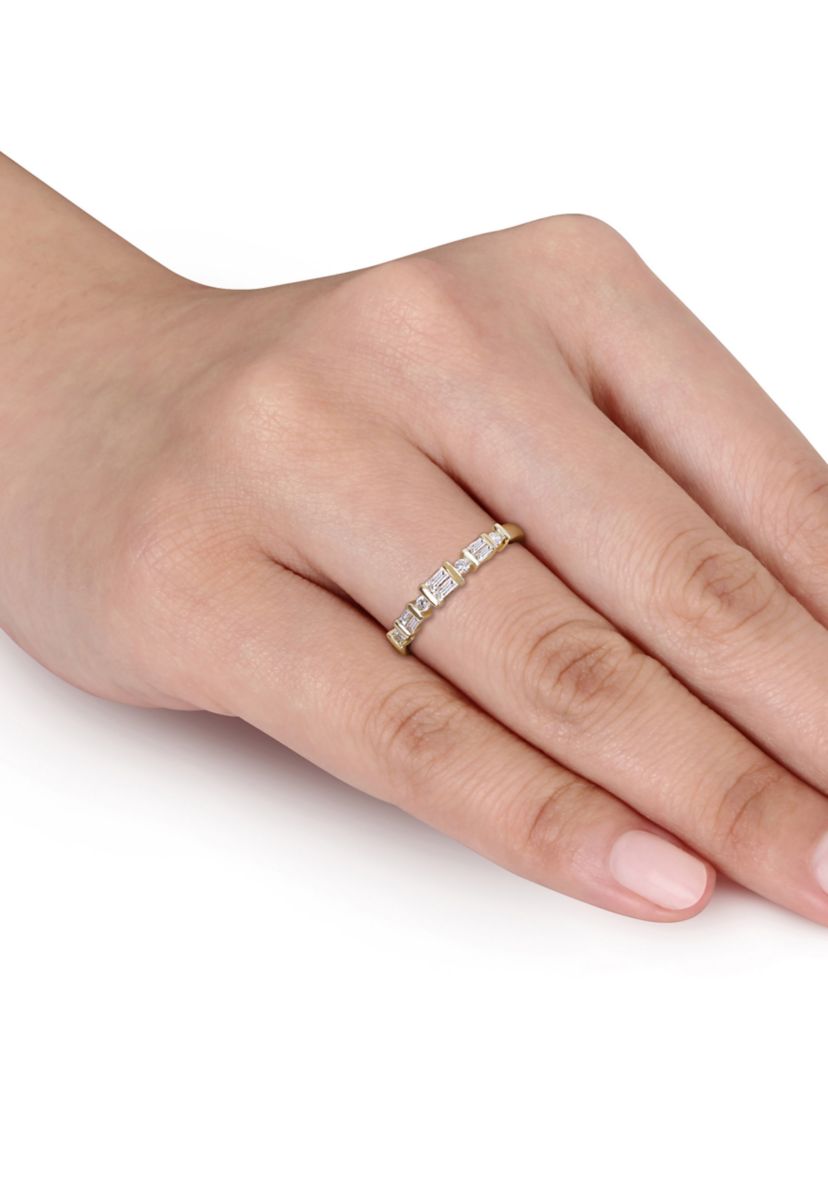 1/4 ct. t.w. Diamond Anniversary Band in 10K Yellow Gold