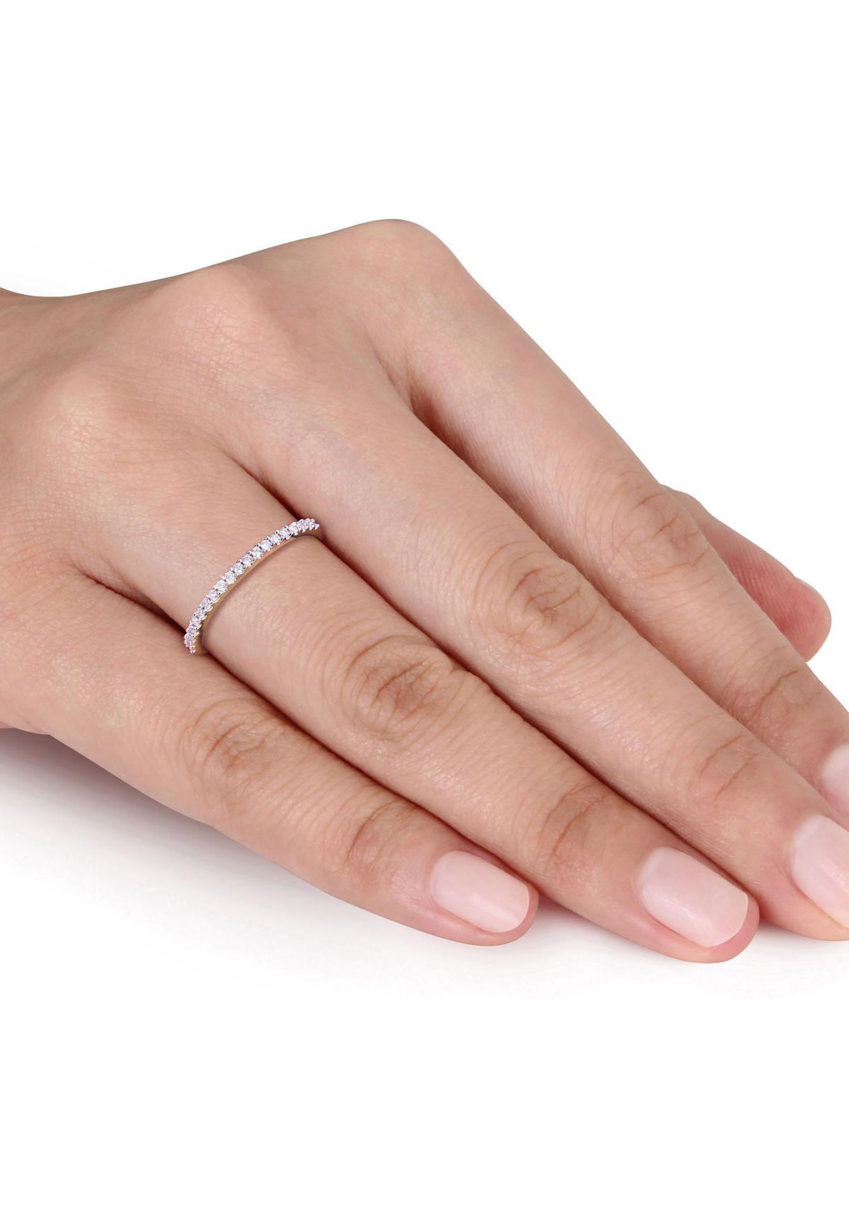 1/5 ct. t.w. Diamond Anniversary Band in 10K Yellow Gold