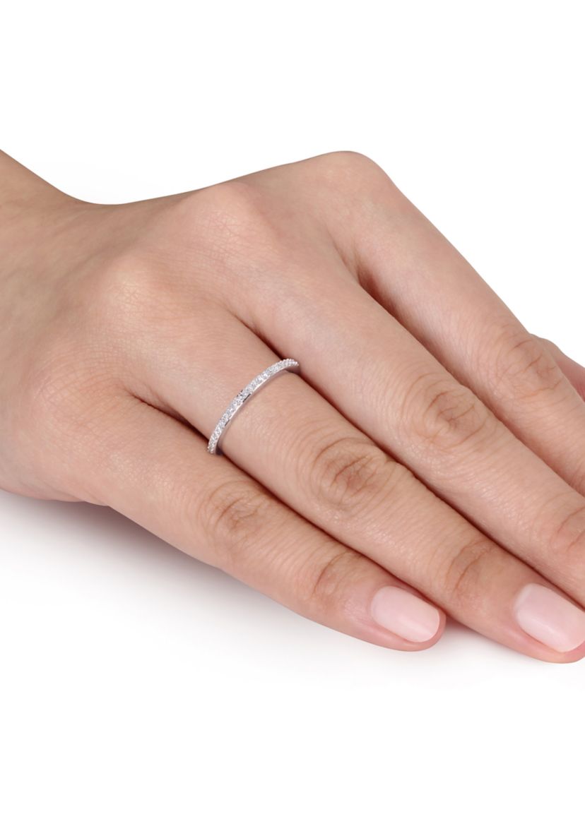 1/8 ct. t.w. Diamond Anniversary Band in 14K White Gold