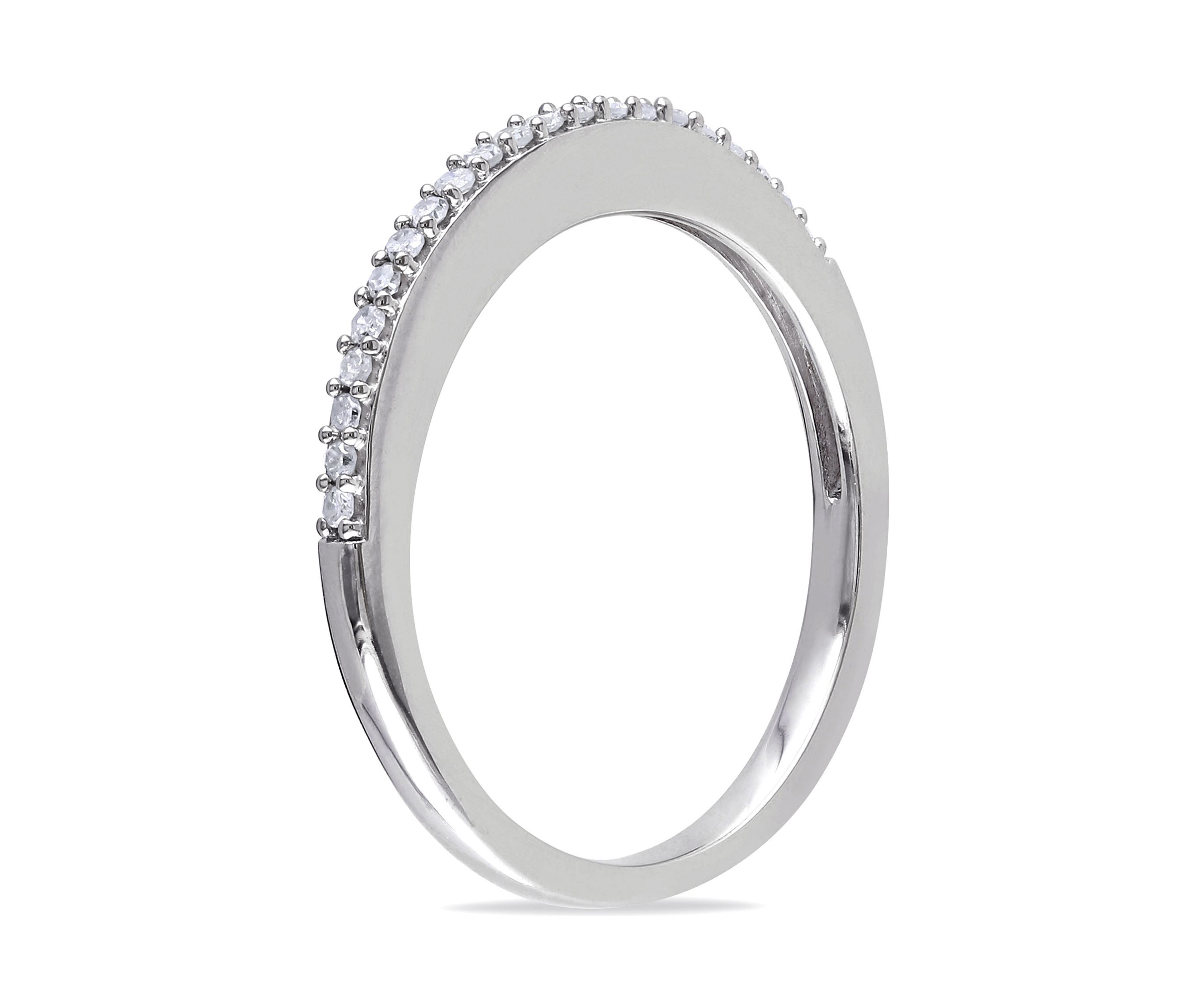 1/10 ct. t.w. Diamond Wedding Band in 10K White Gold