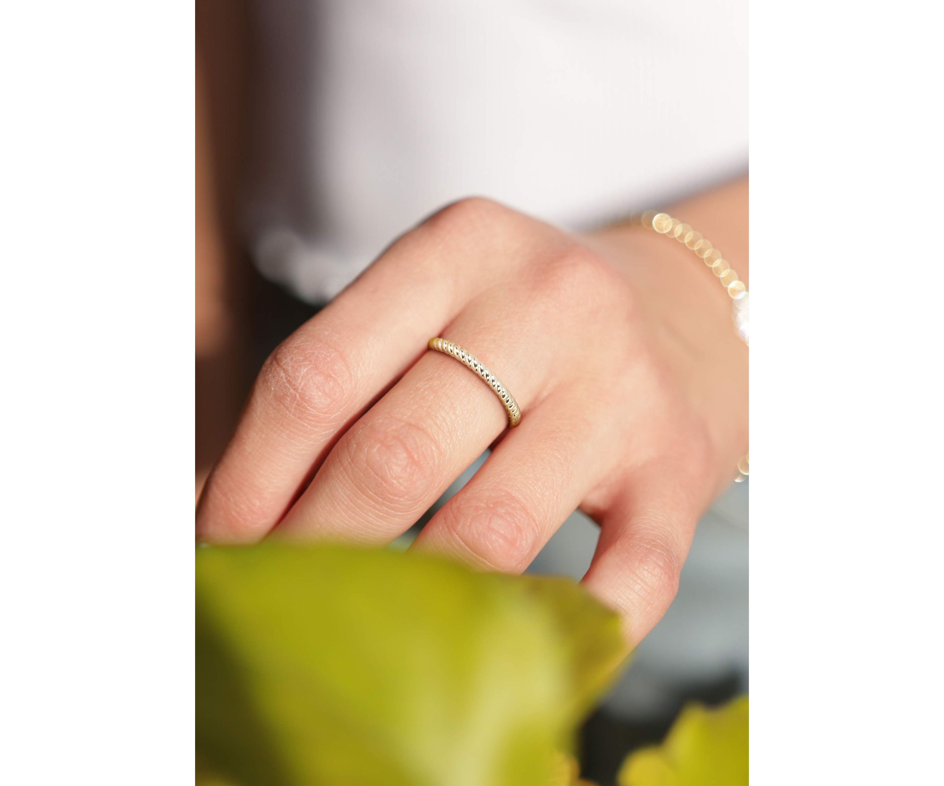 Wedding Band with Twist Design in 14K Yellow Gold