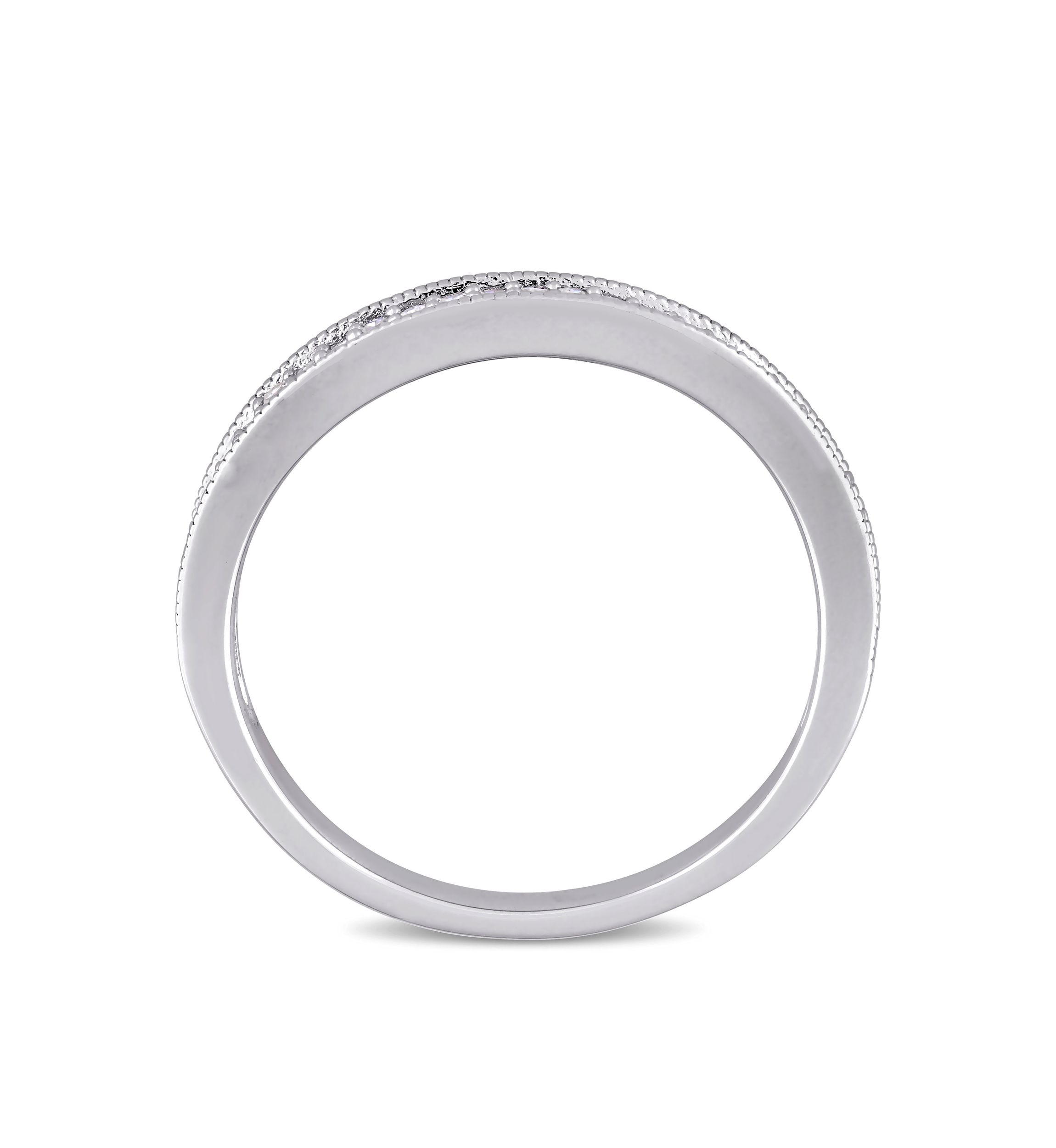 1/8 ct. t.w. Diamond Wedding Band in Sterling Silver