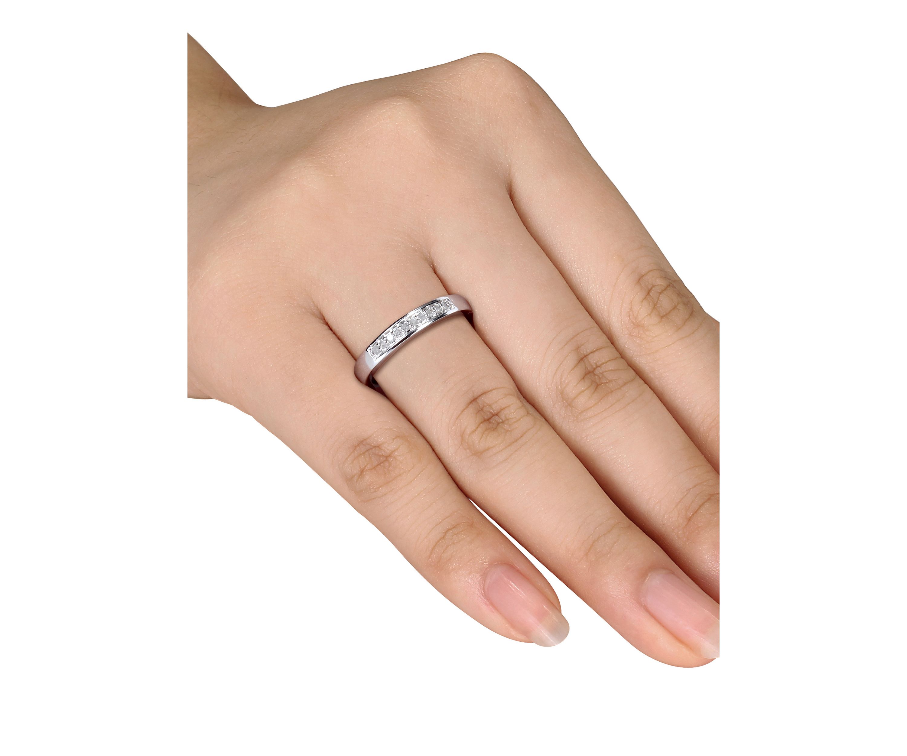 1/10 ct. t.w. Diamond Anniversary Band in Sterling Silver