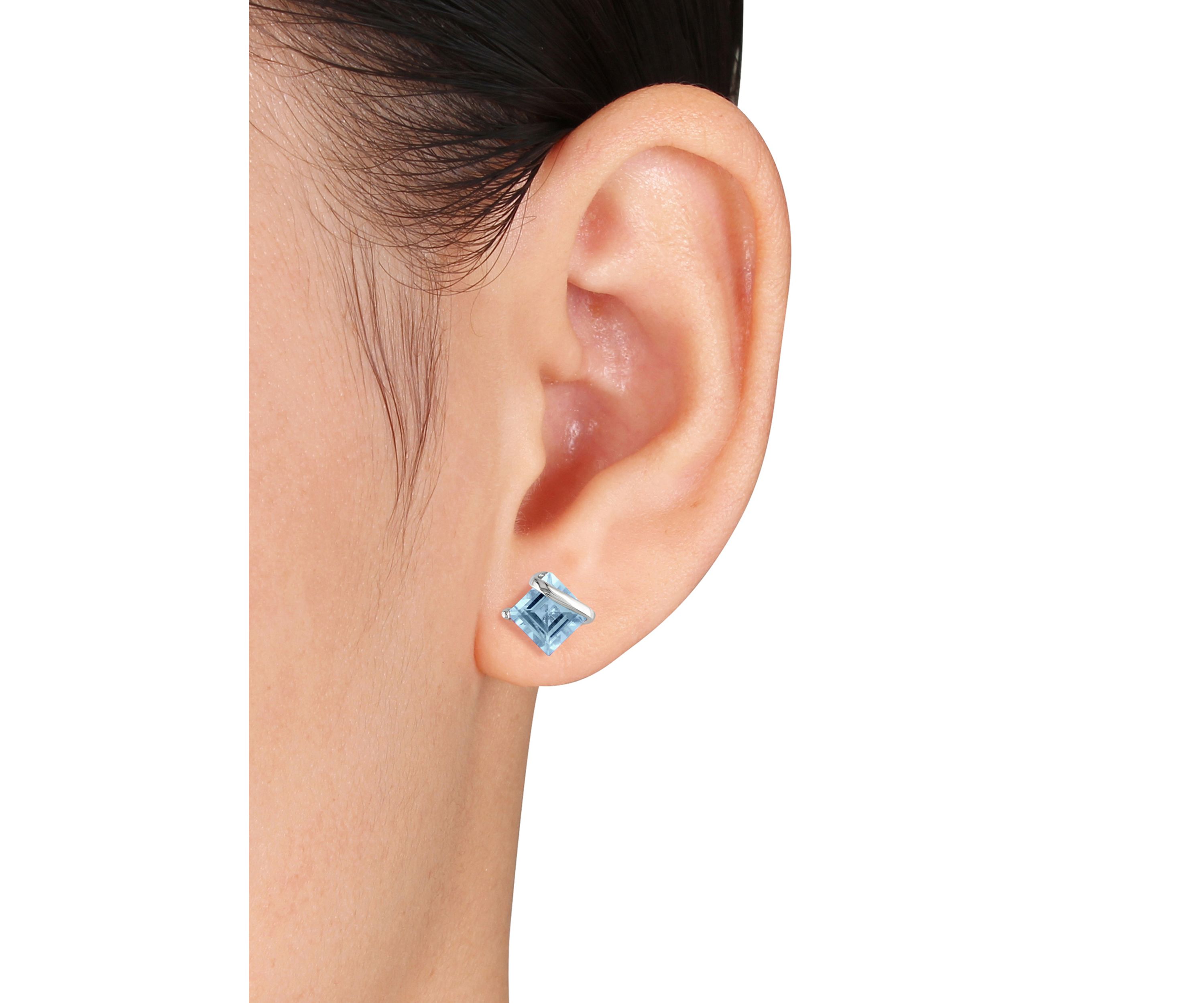 10k White Gold Topaz Earrings