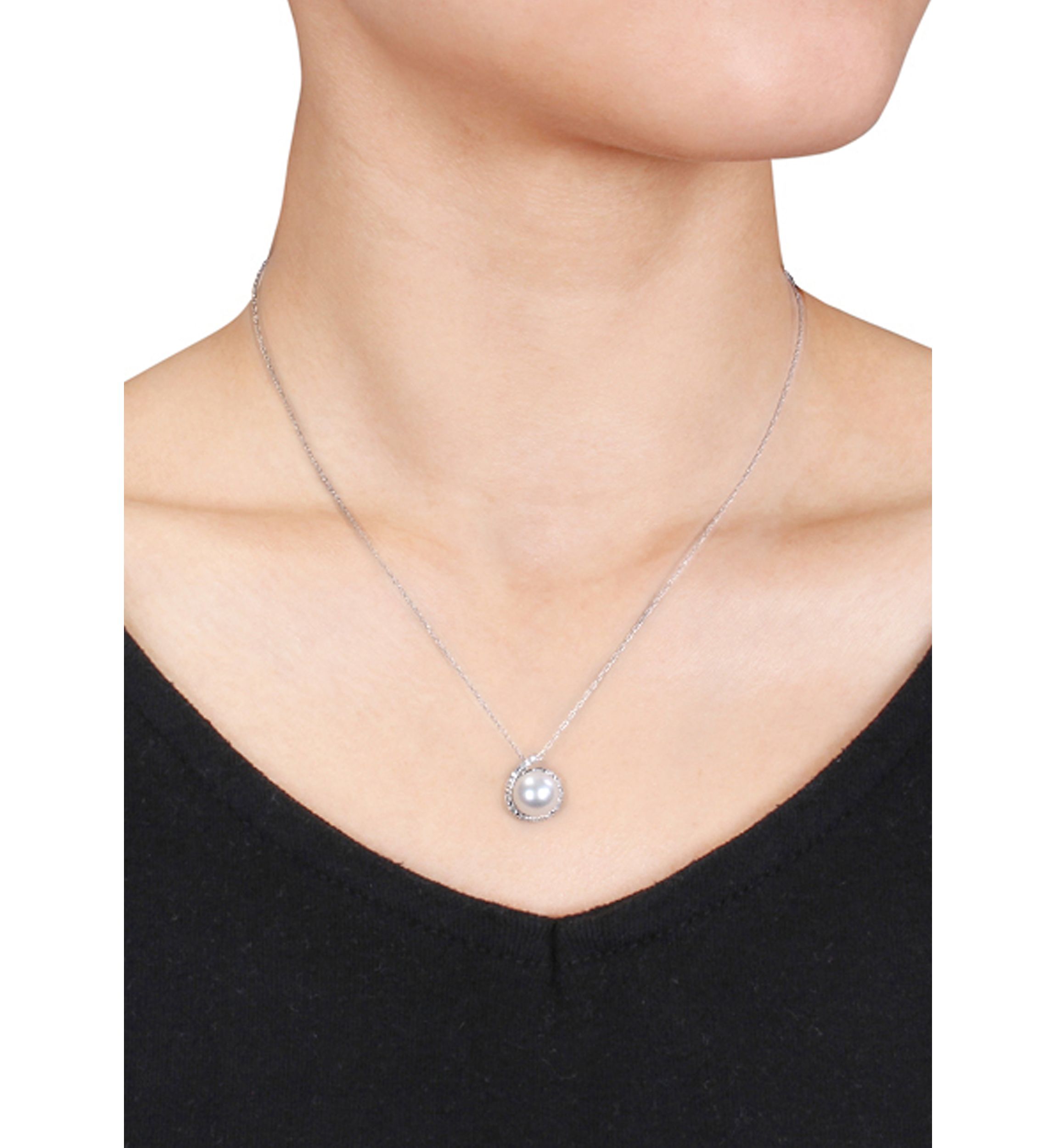 10k White Gold Cultured Freshwater Pearl and Diamond Pendant
