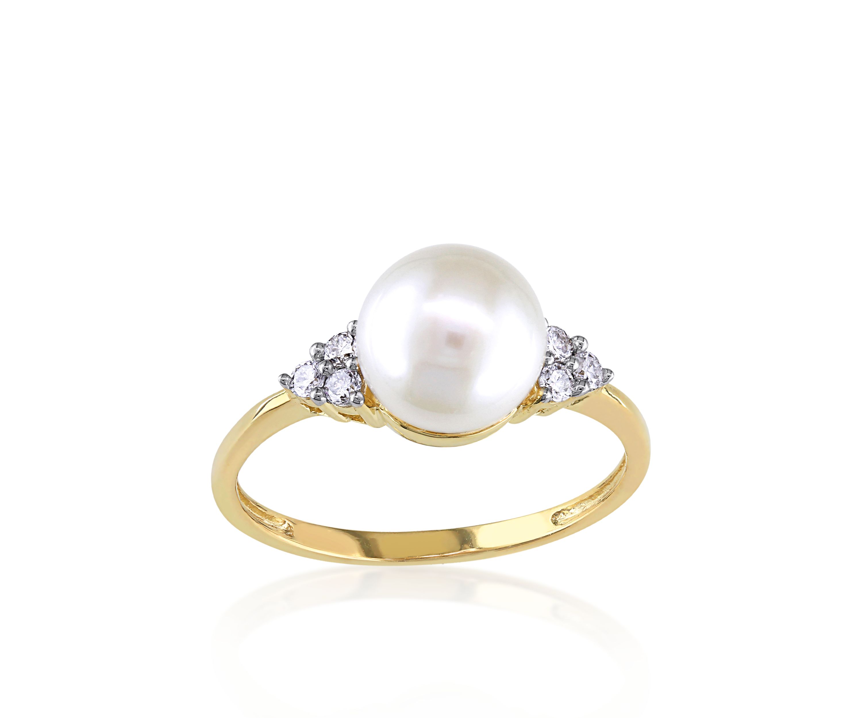 10k Yellow Gold Cultured Freshwater Pearl and Diamond Ring