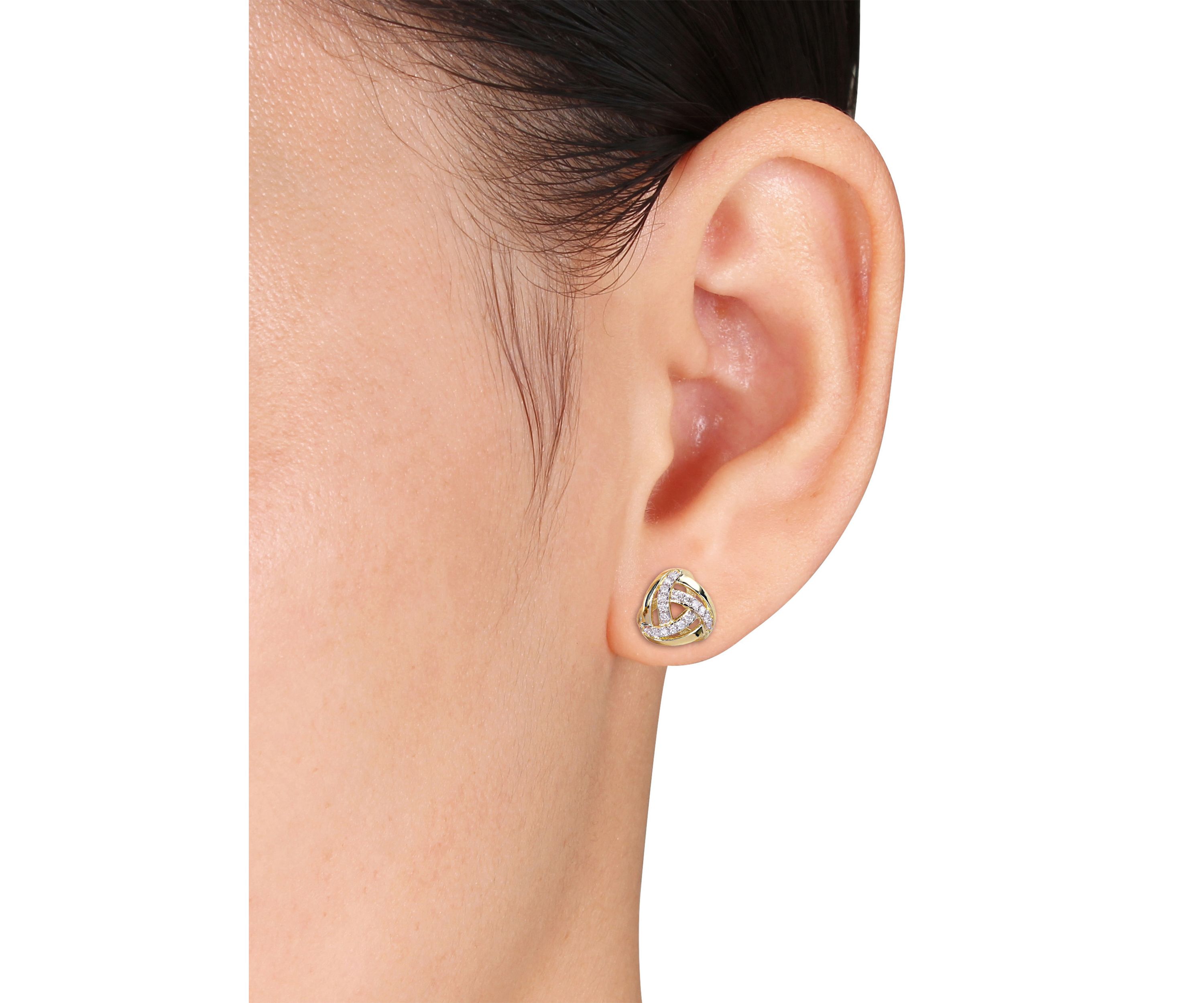  1/5 ct. t.w. Diamond Stud Earrings