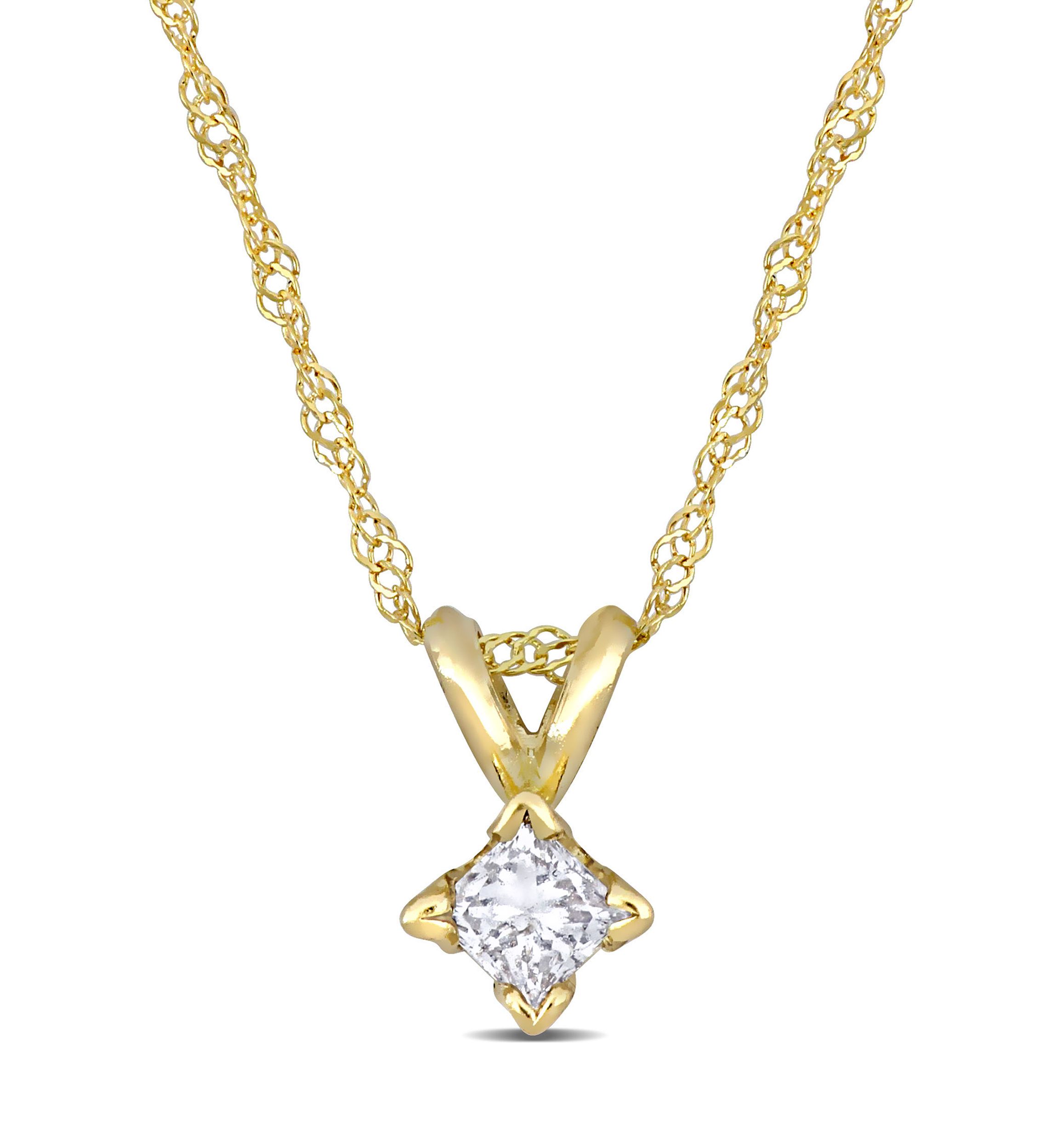 1/5 ct. t.w. Princess Cut Diamond Solitaire Pendant with Chain in 14k Yellow Gold