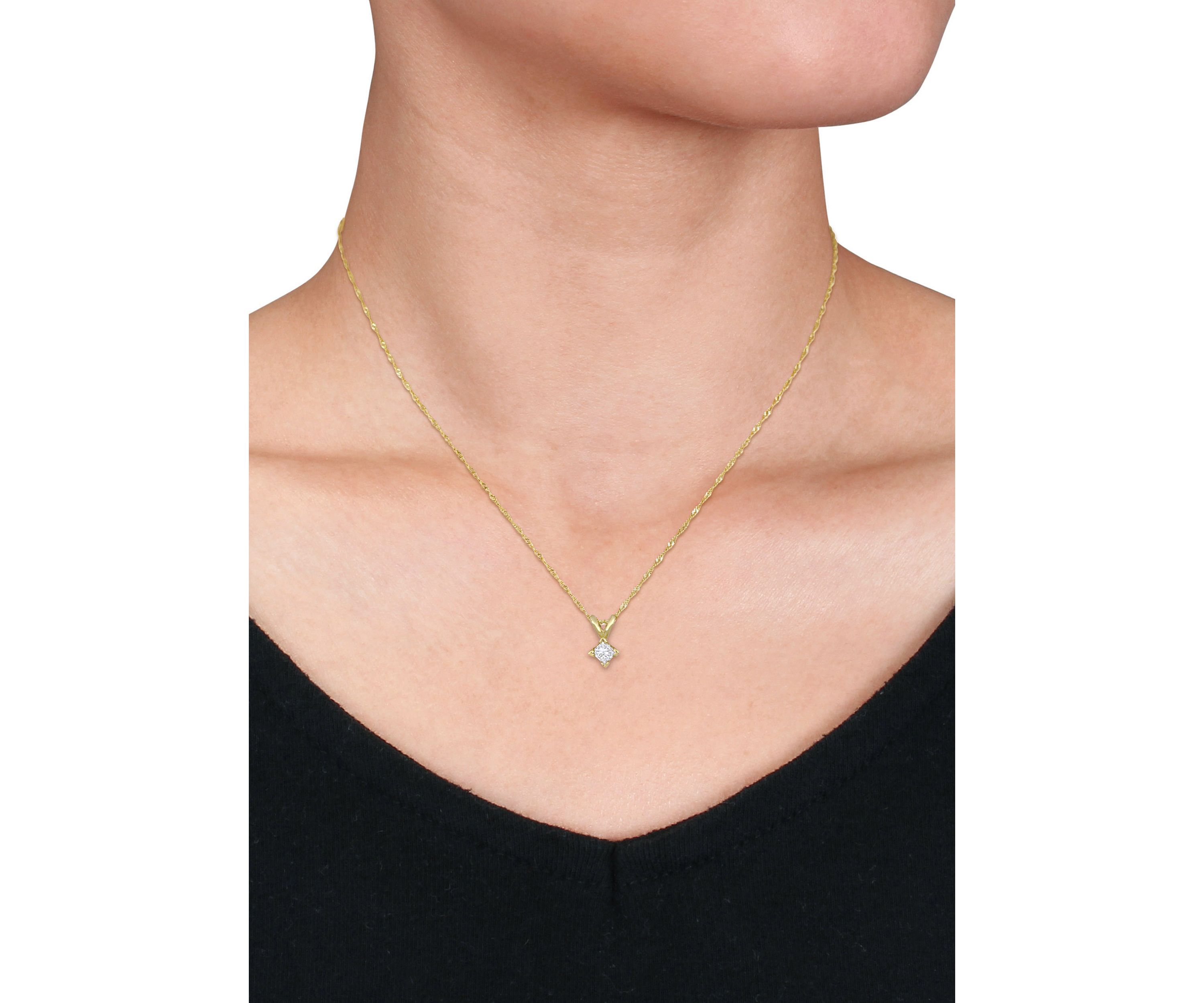 1/5 ct. t.w. Princess Cut Diamond Solitaire Pendant with Chain in 14k Yellow Gold