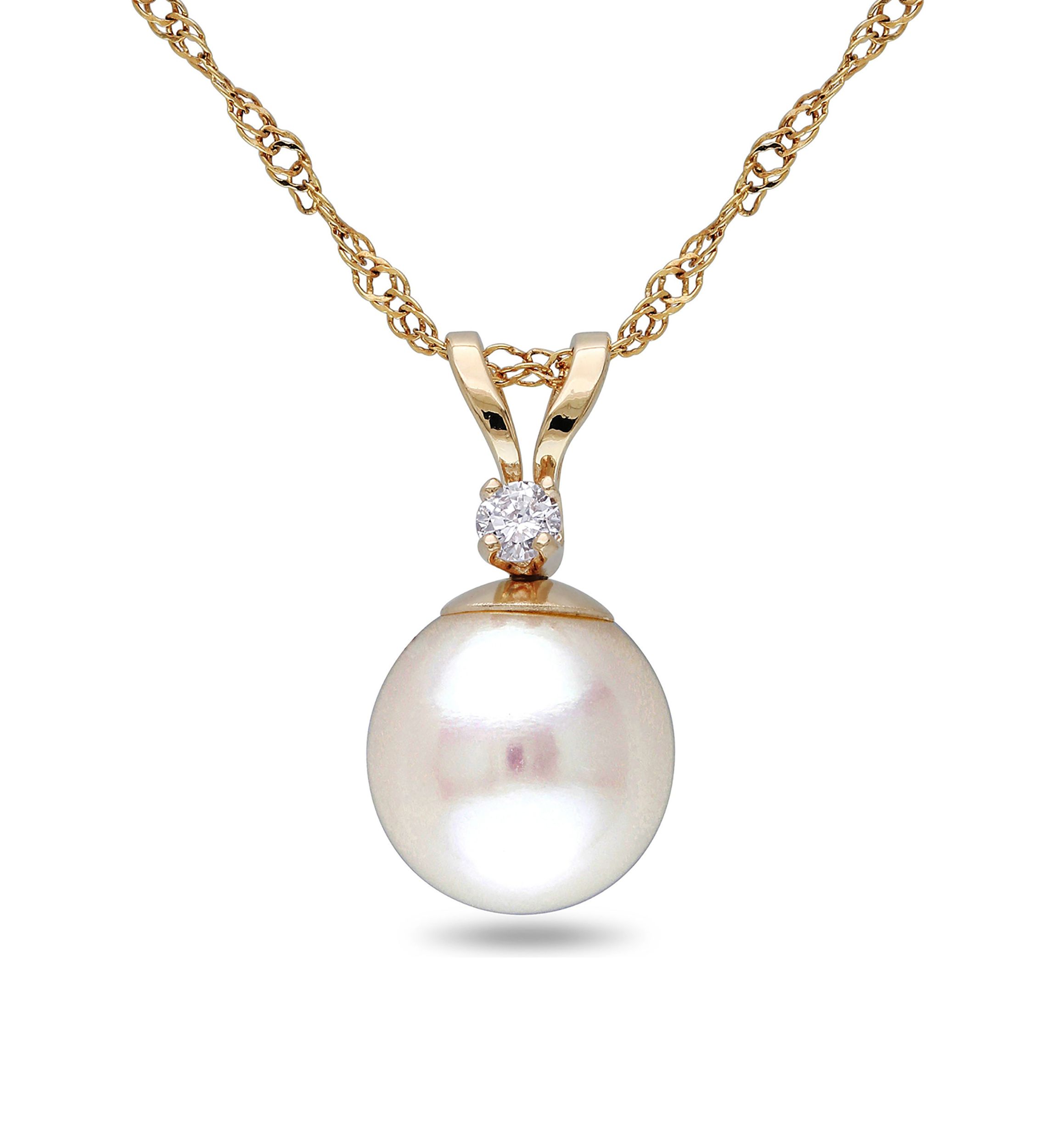 7-7.5MM Cultured Pearl and Diamond Accent Solitaire Necklace in 14k Yellow Gold