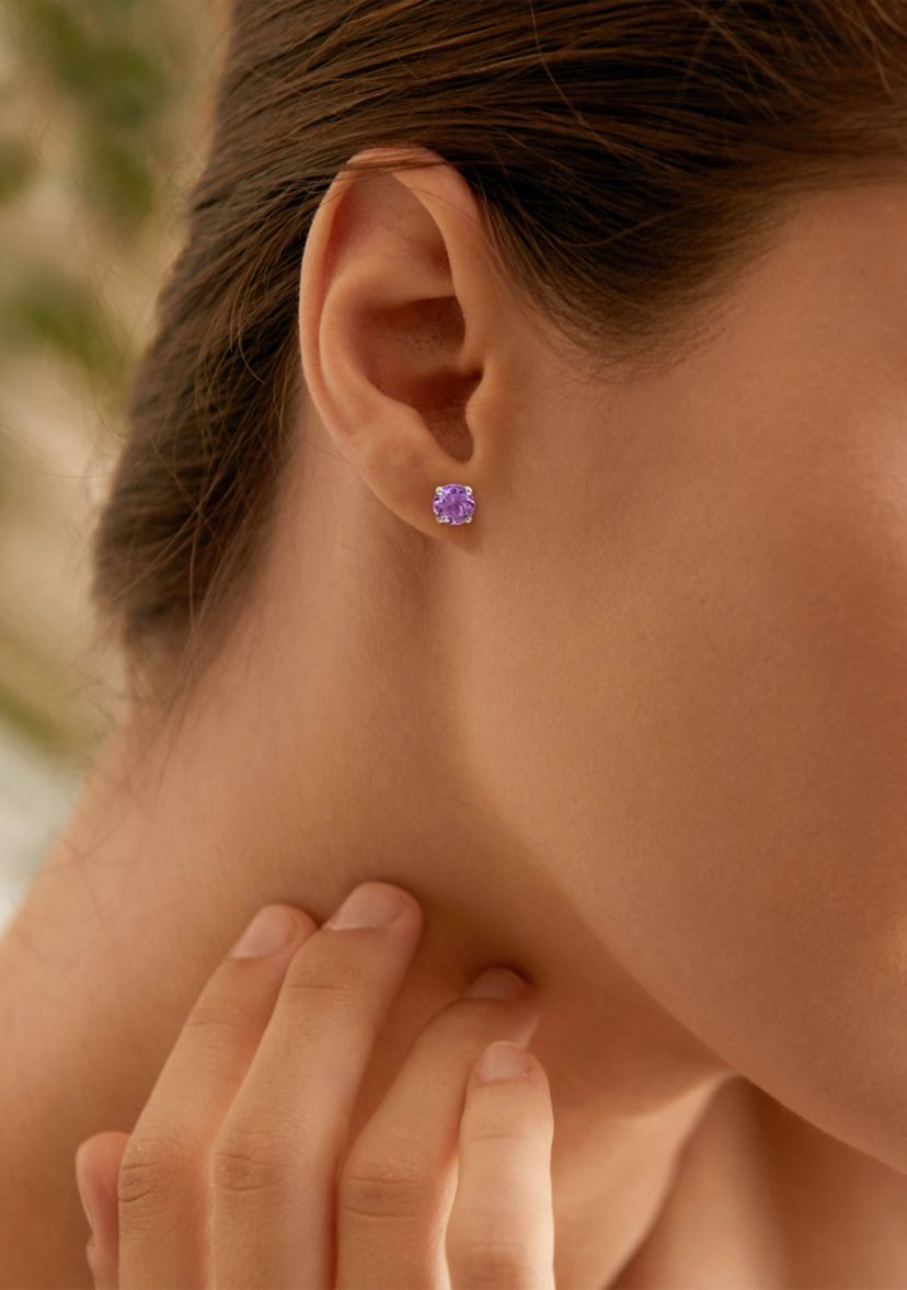 2.60 ct. t.g.w. Amethyst Solitaire Stud Earrings in Sterling Silver