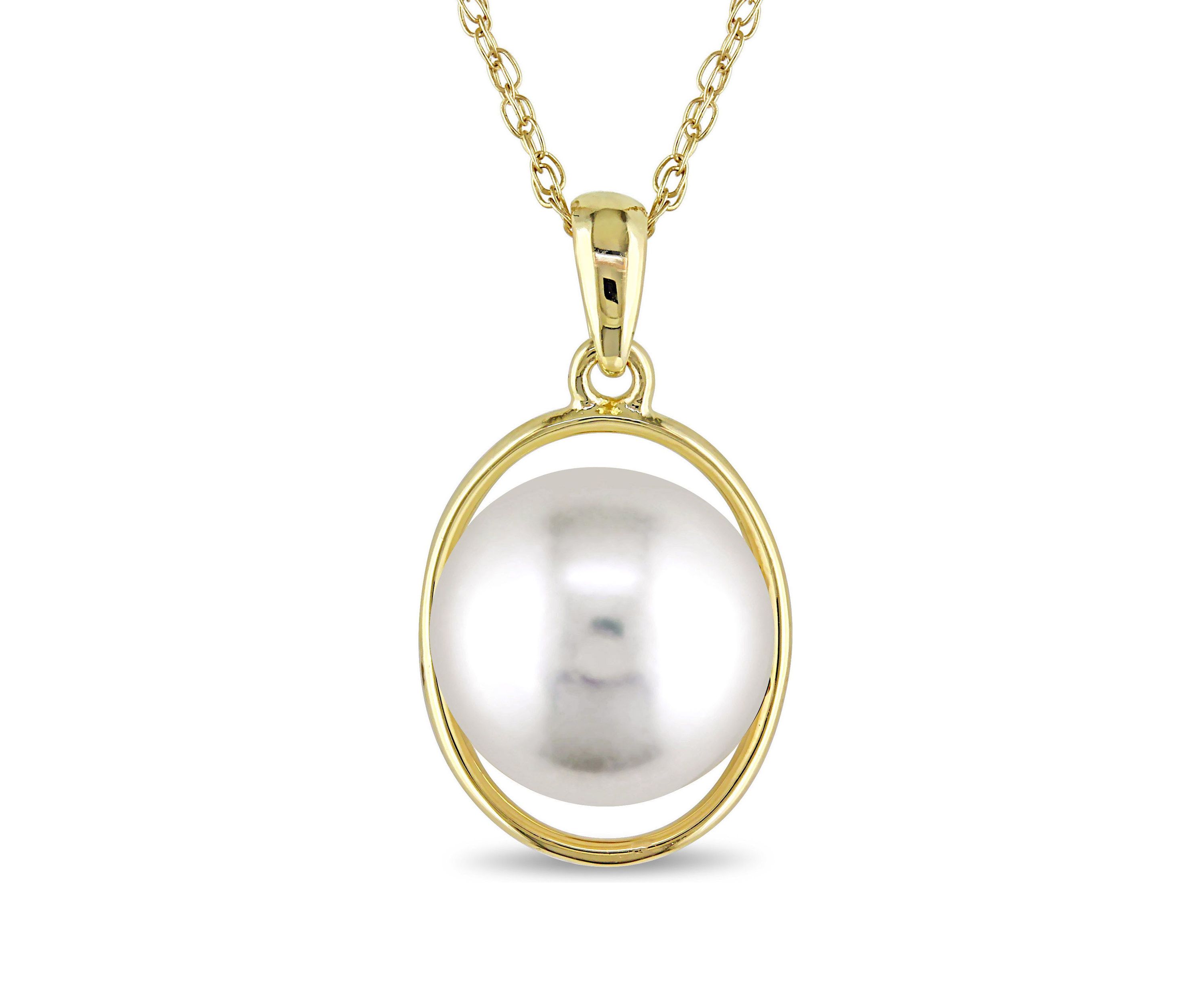 9.5-10mm Cultured Freshwater Pearl Oval Pendant With Chain in 10k Yellow Gold