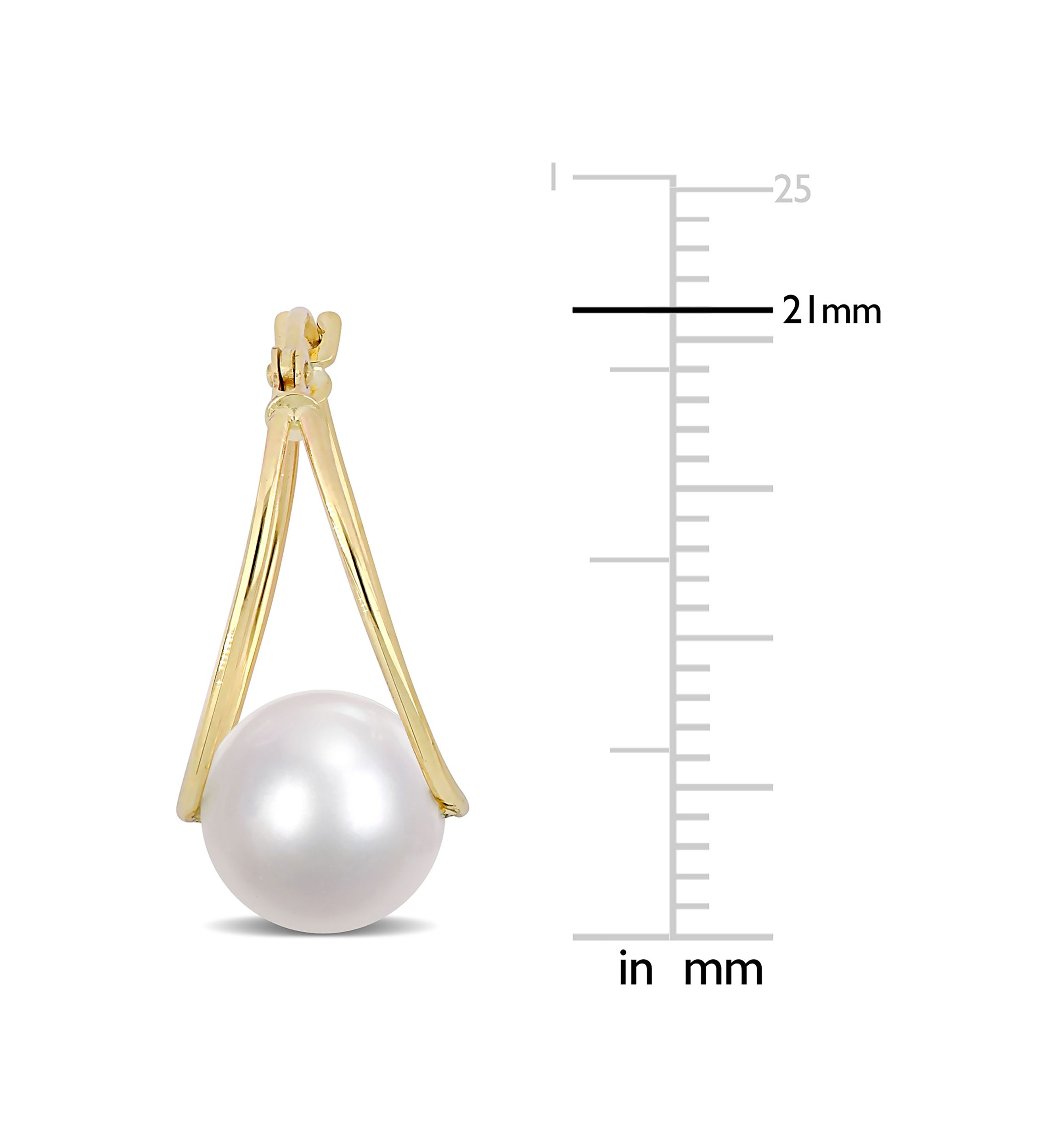 8-8.5mm Freshwater Cultured Pearl Earrings in 14k Yellow Gold