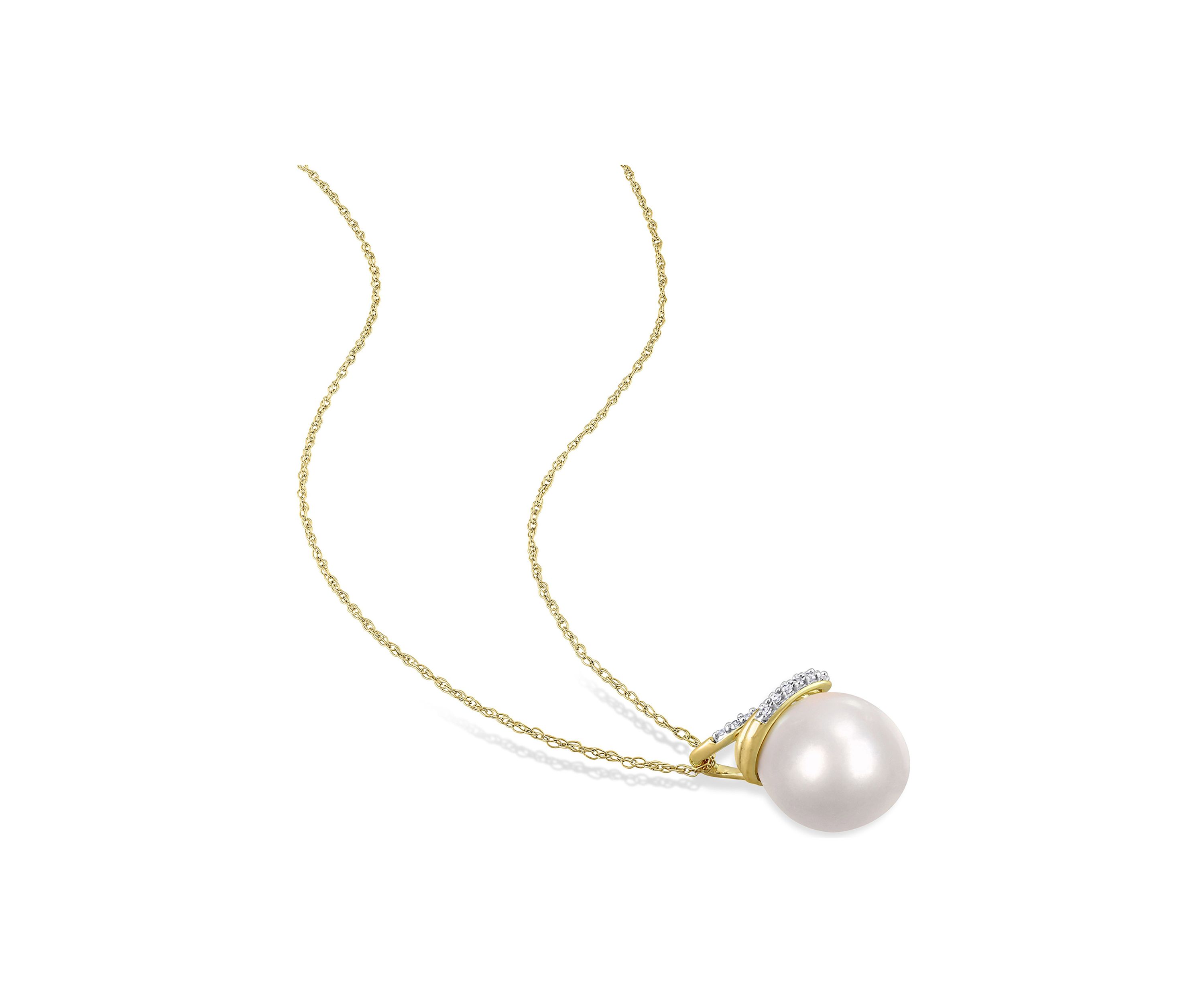 9-10mm South Sea Cultured Pearl and 1/10 CT TW Diamond Wrap Pendant with Chain in 10k Yellow Gold