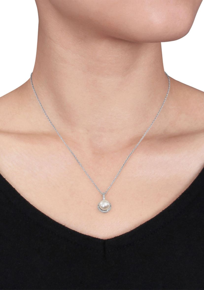 1/10 CT TW Diamond and 8 MM White Cultured Freshwater Pearl Halo Pendant with Chain in Sterling Silver