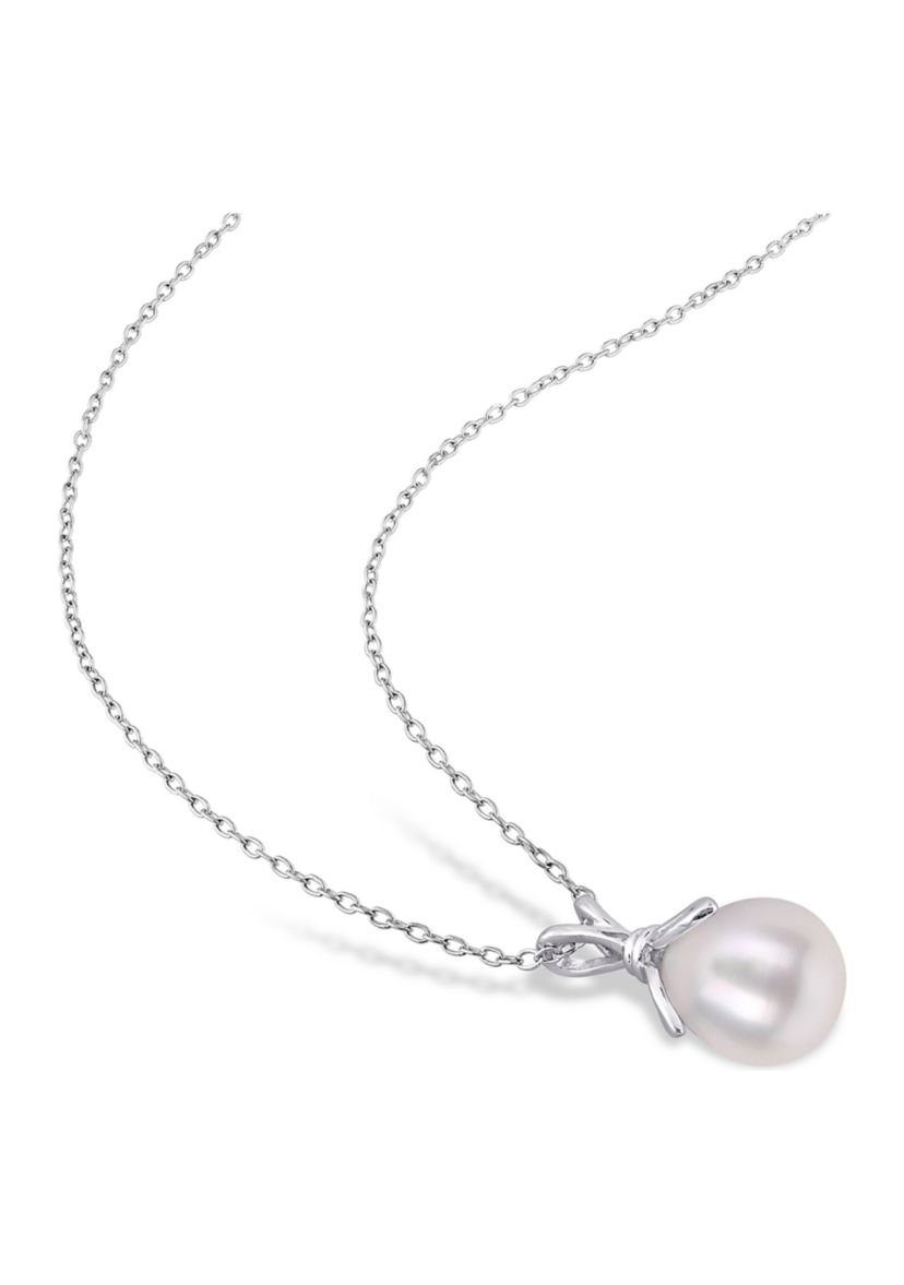 8.5-9mm Freshwater Cultured Pearl Drop Pendant with Chain in Sterling Silver