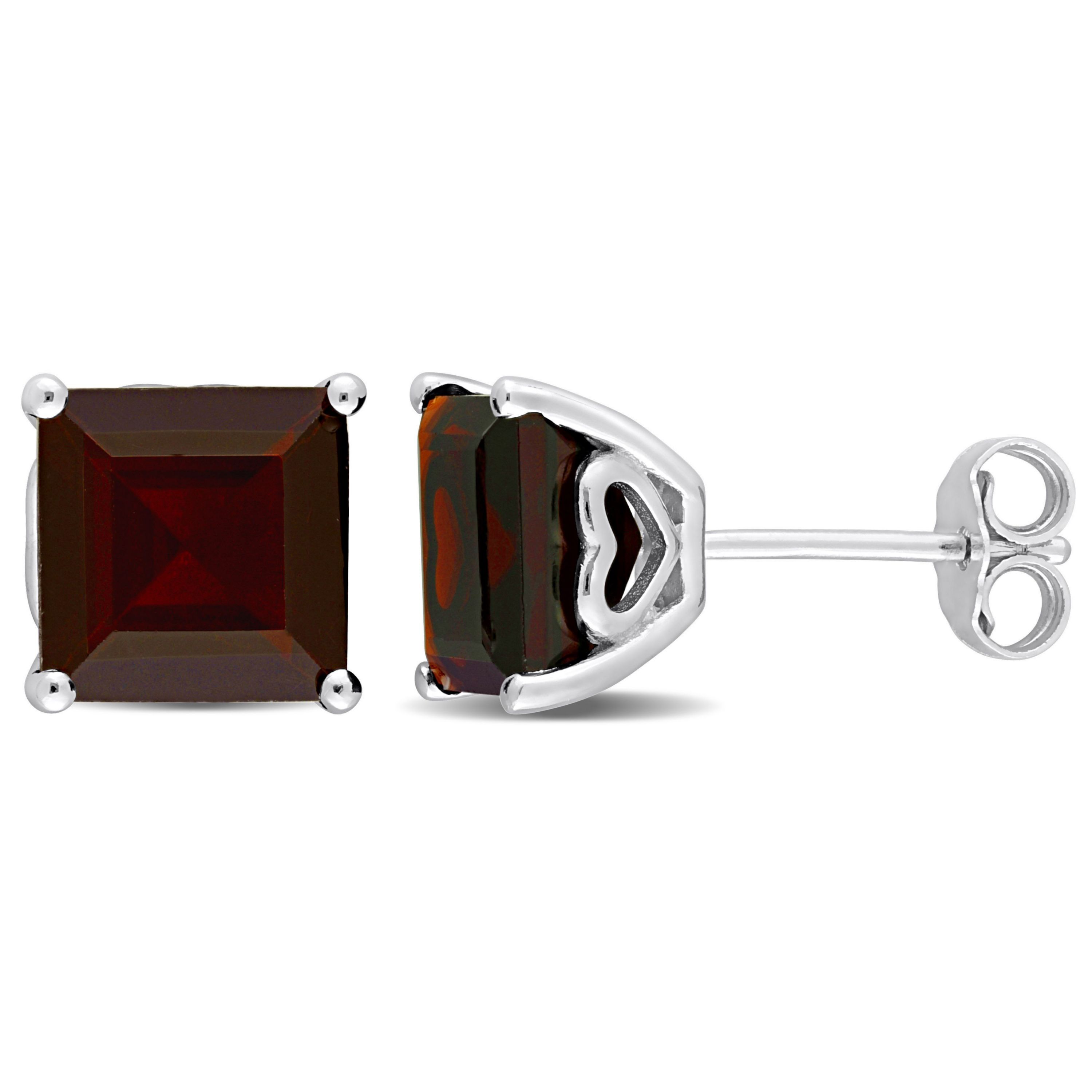 6.2 CT TGW Garnet Earrings Silver