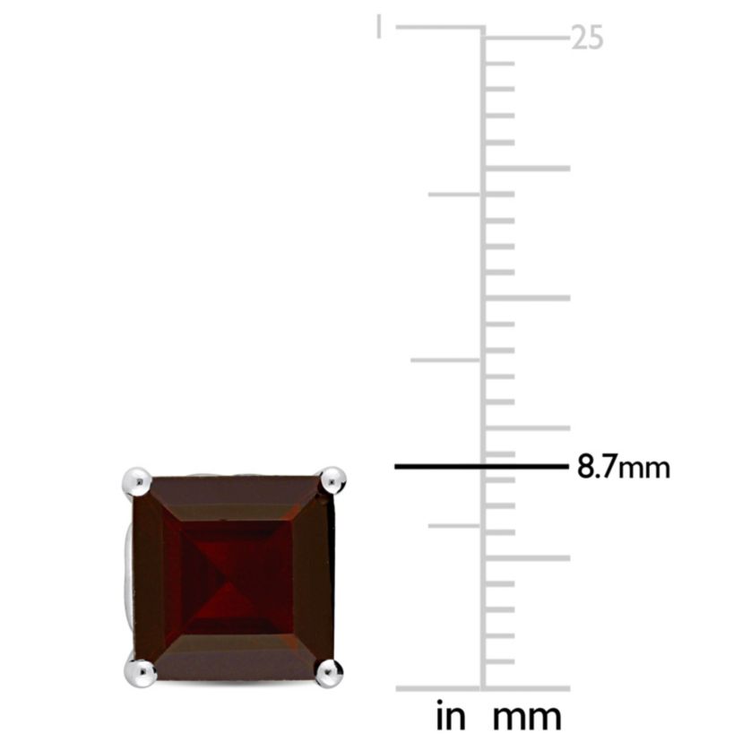 6.2 CT TGW Garnet Earrings Silver