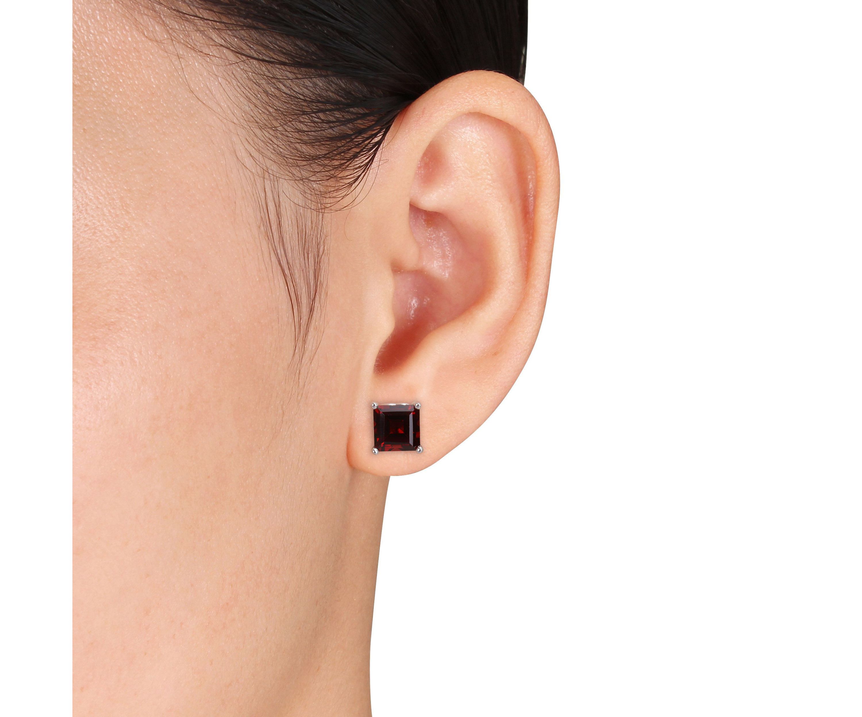 2.5 CT TGW Garnet Post Earrings Silver