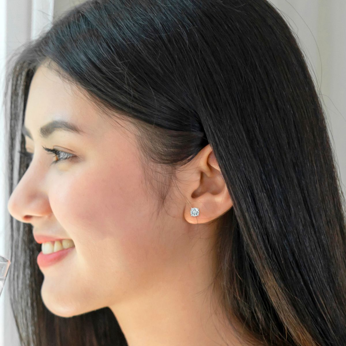 1.5 CT TGW Aquamarine Earrings in Sterling Silver