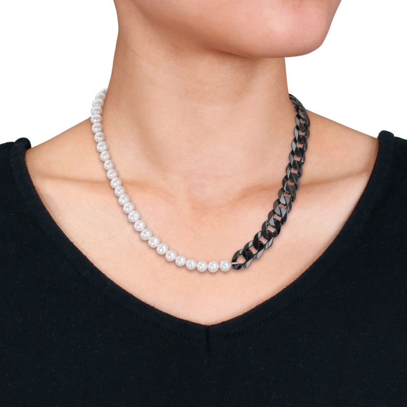 Freshwater Cultured Pearl with Curb Link Chain in Sterling Silver with Black Rhodium Plated