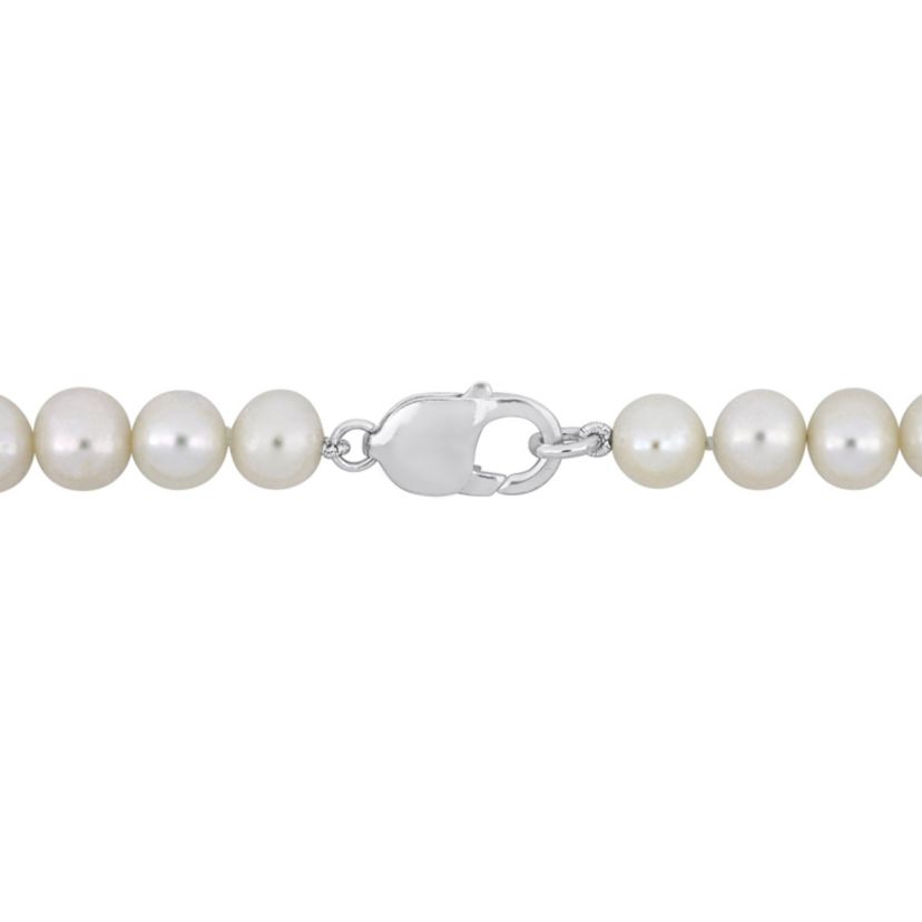 Freshwater Cultured Pearl Necklace with Sterling Silver Clasp