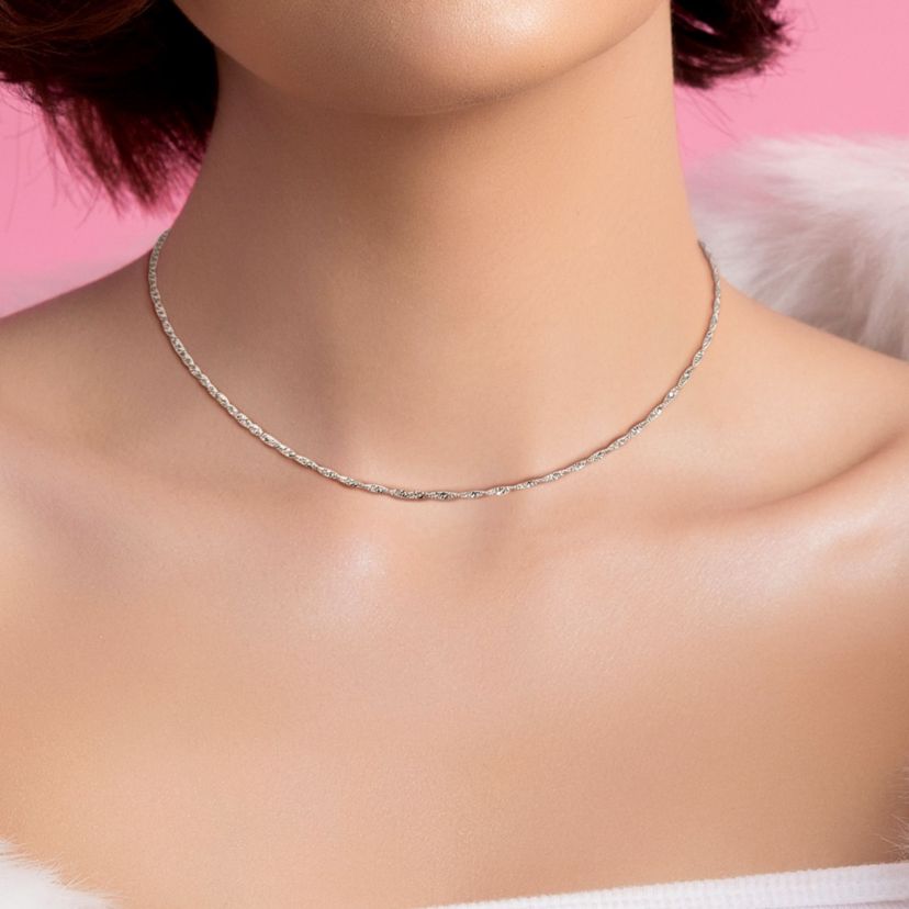 Singapore Chain Necklace in Platinum