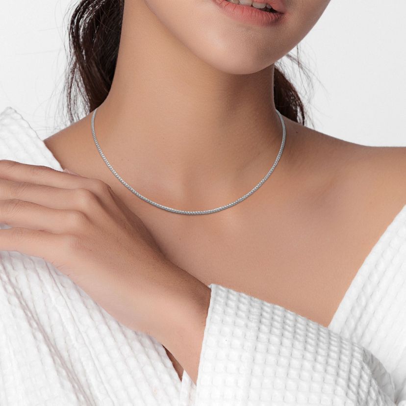 Hollow Round Box Link Necklace in 14k White Gold