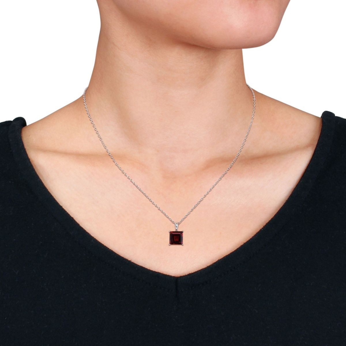 Garnet Solitaire Design Pendant with Chain in Sterling Silver