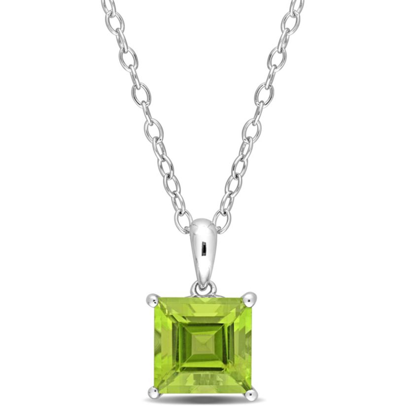 Peridot Solitaire Design Pendant with Chain in Sterling Silver