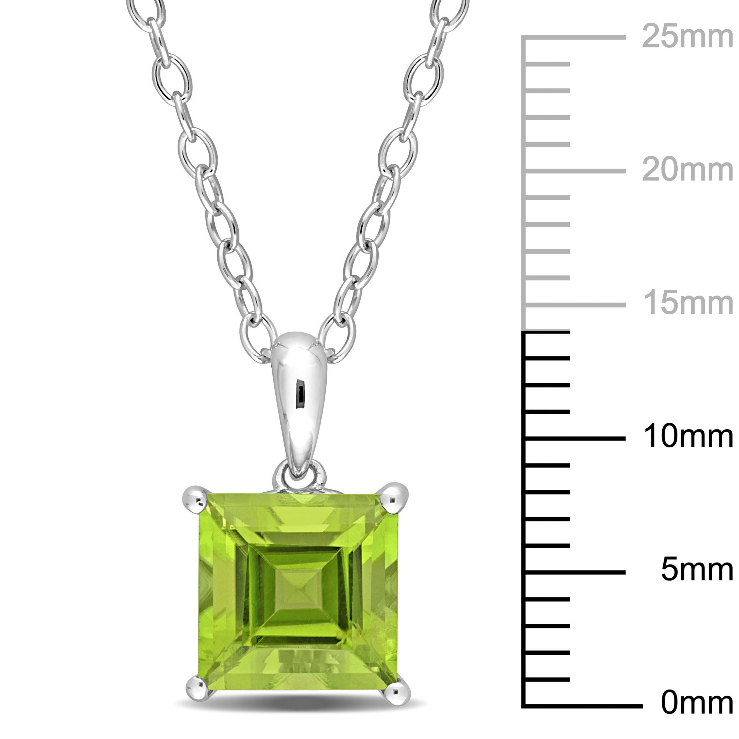 Peridot Solitaire Design Pendant with Chain in Sterling Silver