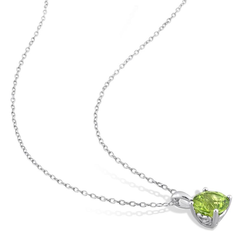 Peridot Solitaire Design Pendant with Chain in Sterling Silver